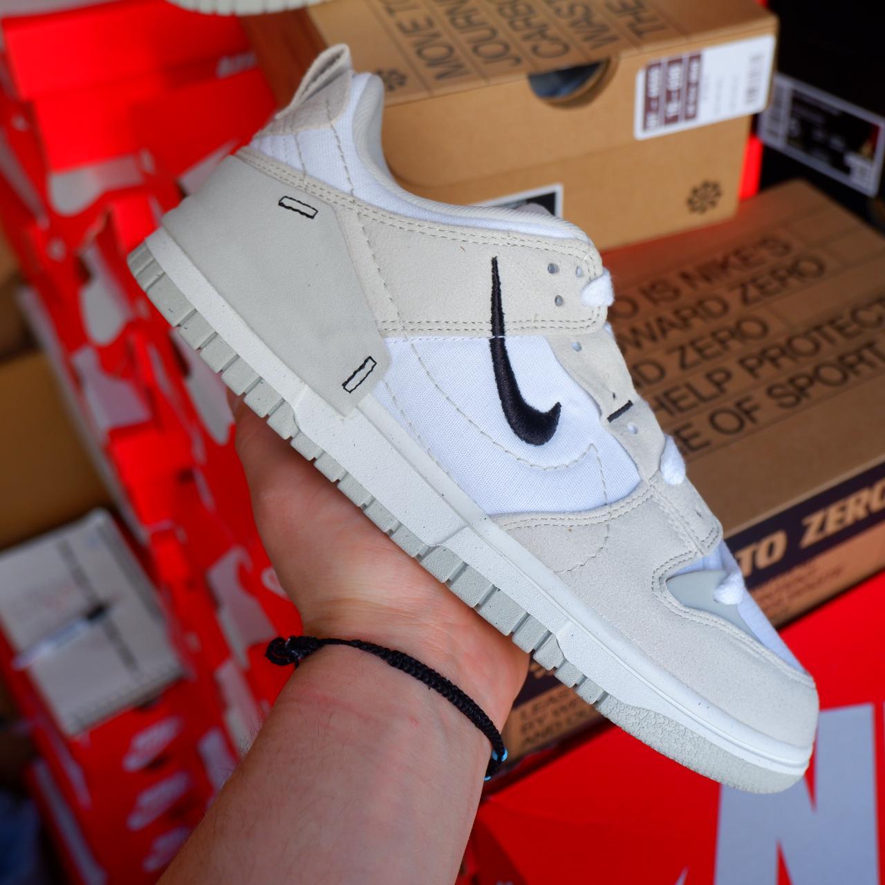 nike dunk disrupt ivory black