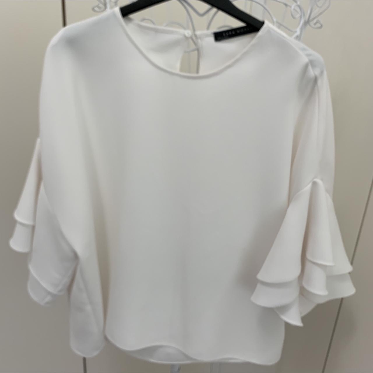 Camicia bianca ZARA con dettaglio di volant Depop