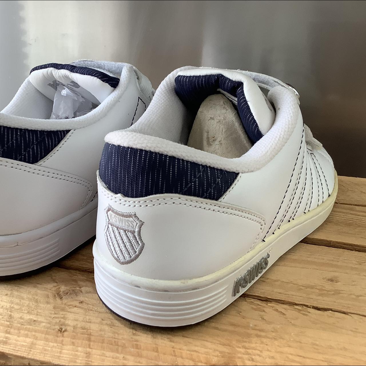 K swiss with clearance reversible tongue