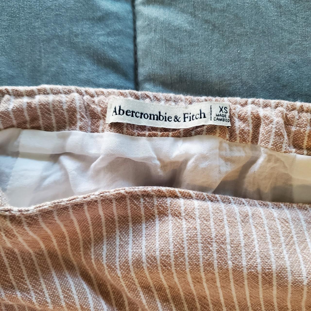 Abercrombie & Fitch Women's Tan and White Skirt (3)