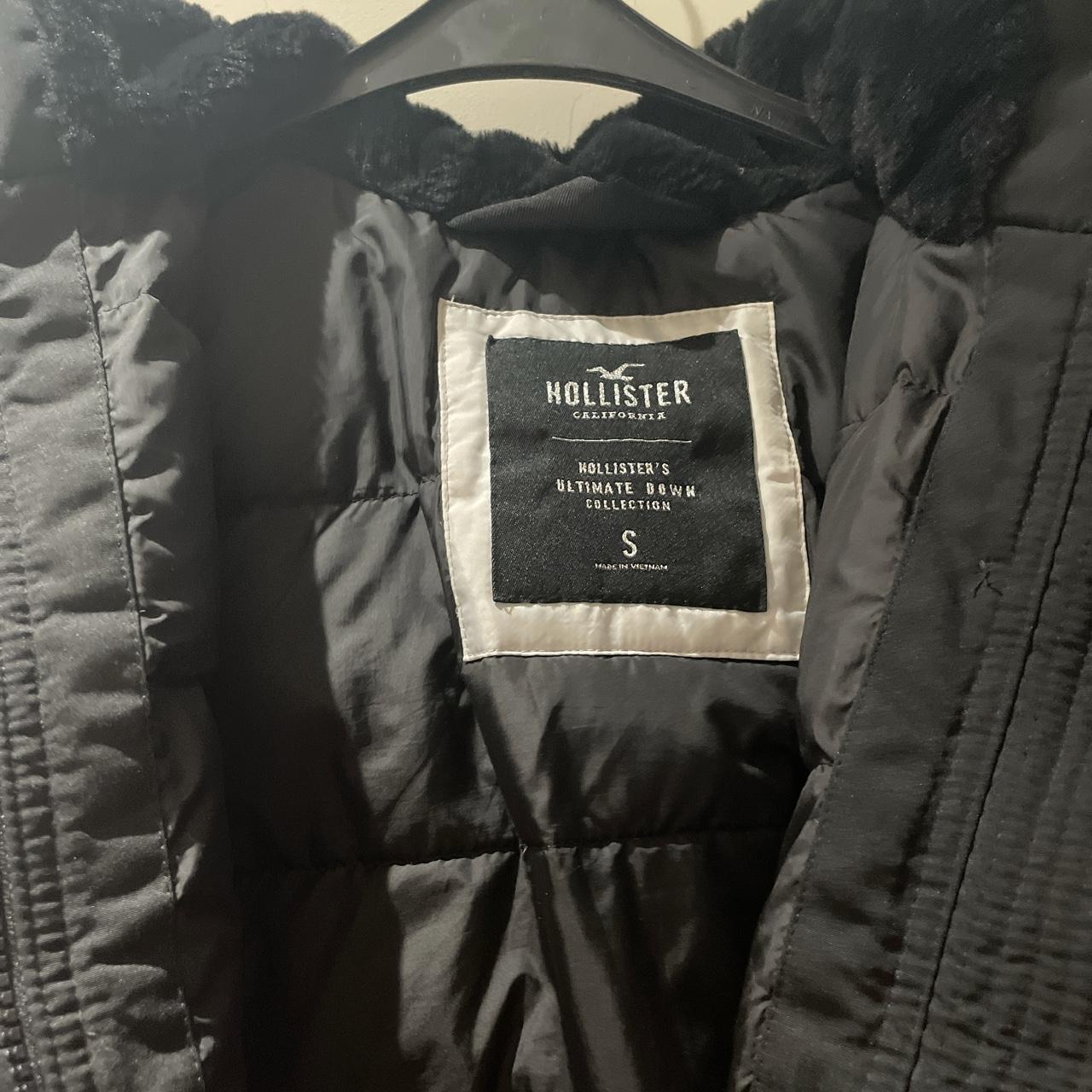 HOLLISTER red and black coat, super warm!! Amazing... - Depop