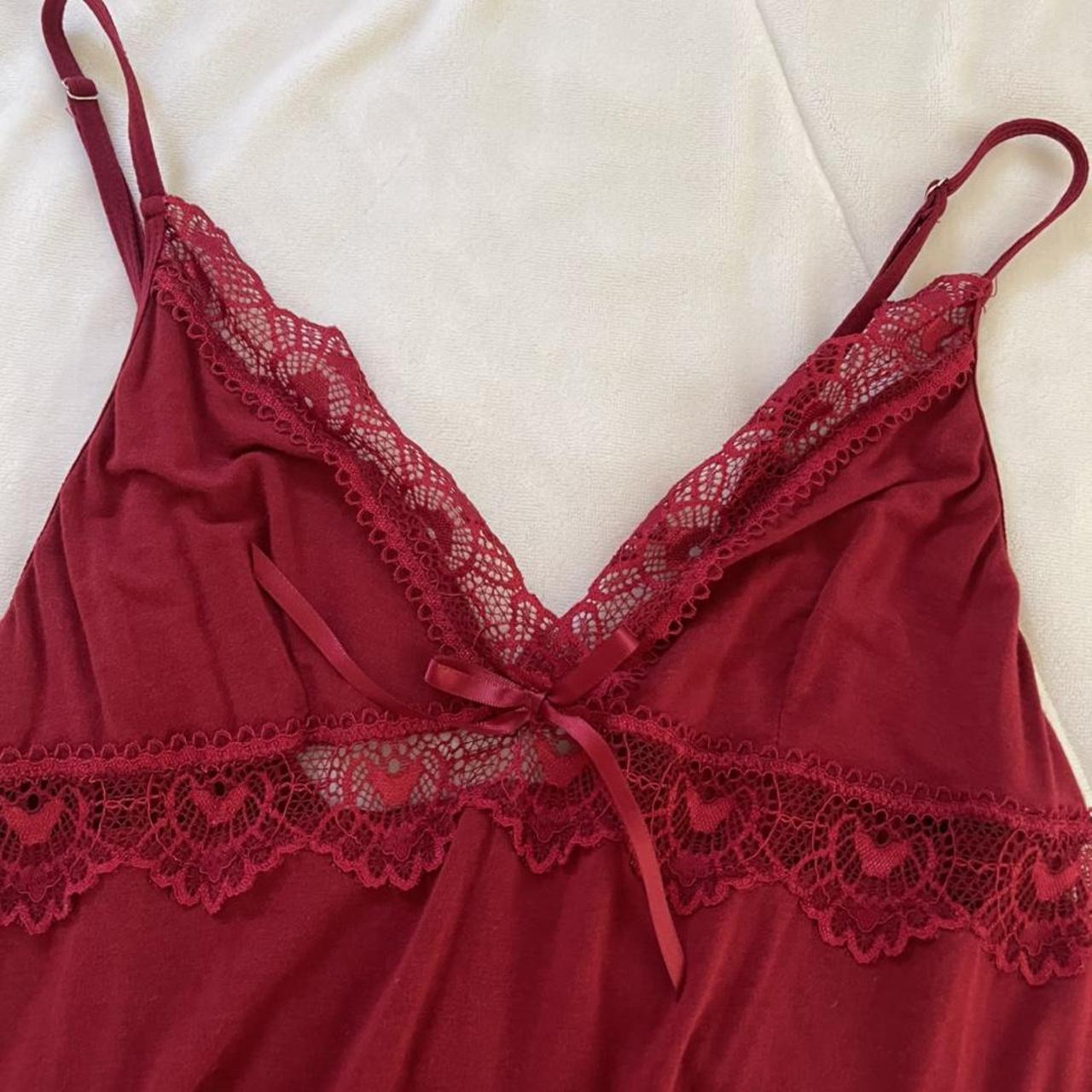 🪴RED ROMWE NIGHTGOWN🪴 🍄The material is soooo soft... - Depop