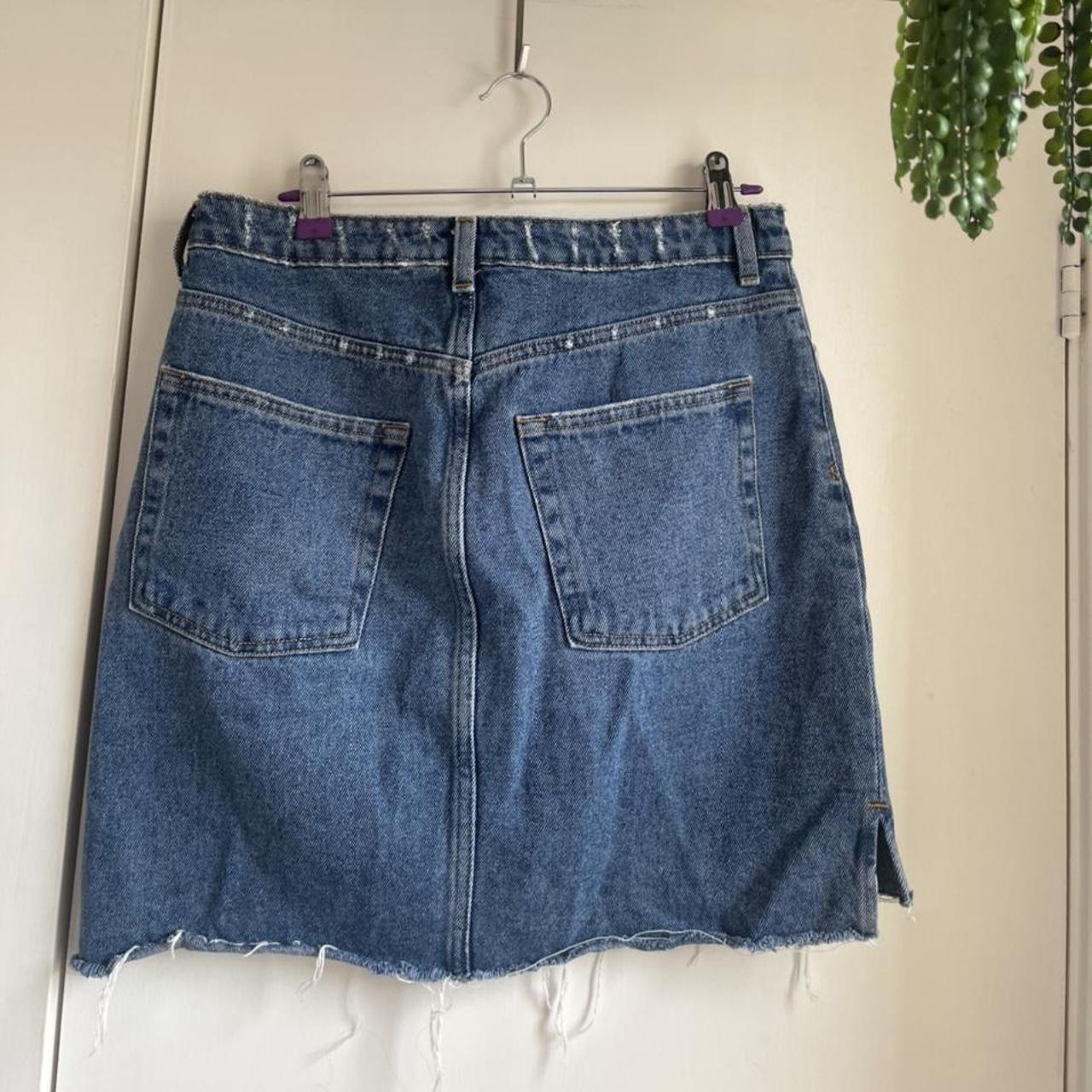 H&M Frayed Denim Mini Skirt Perfect condition,... - Depop