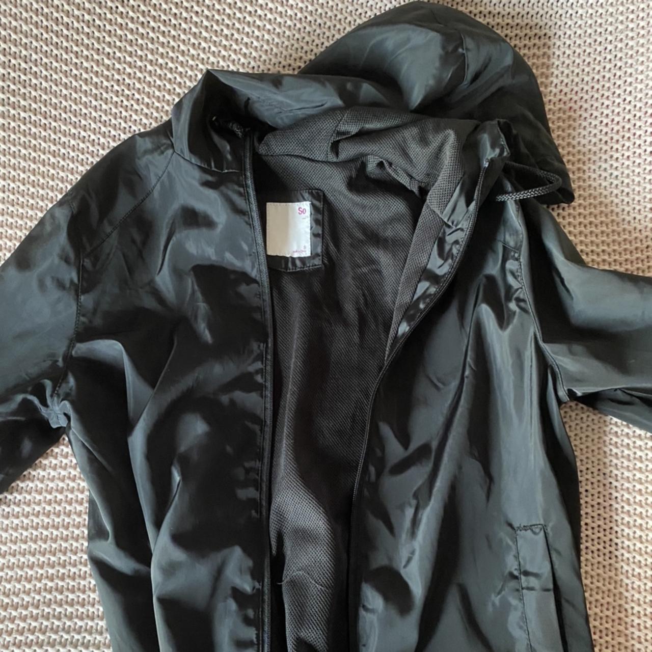 light and basic black windbreaker !!! this... - Depop