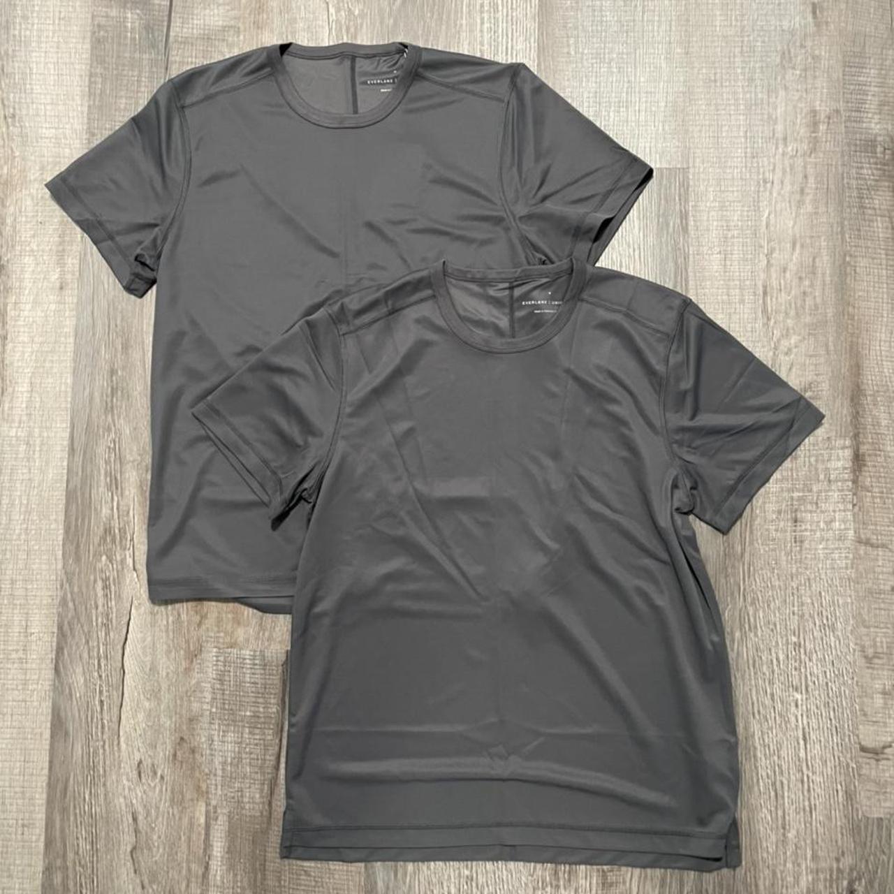 Everlane Men's Tshirt Depop