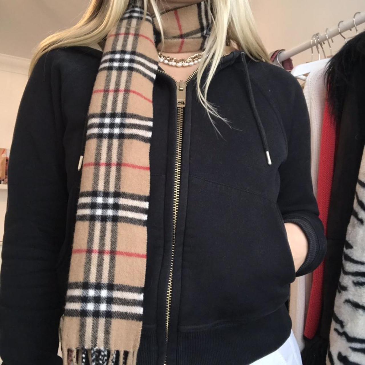 Burberry Women's Scarfwraps Depop