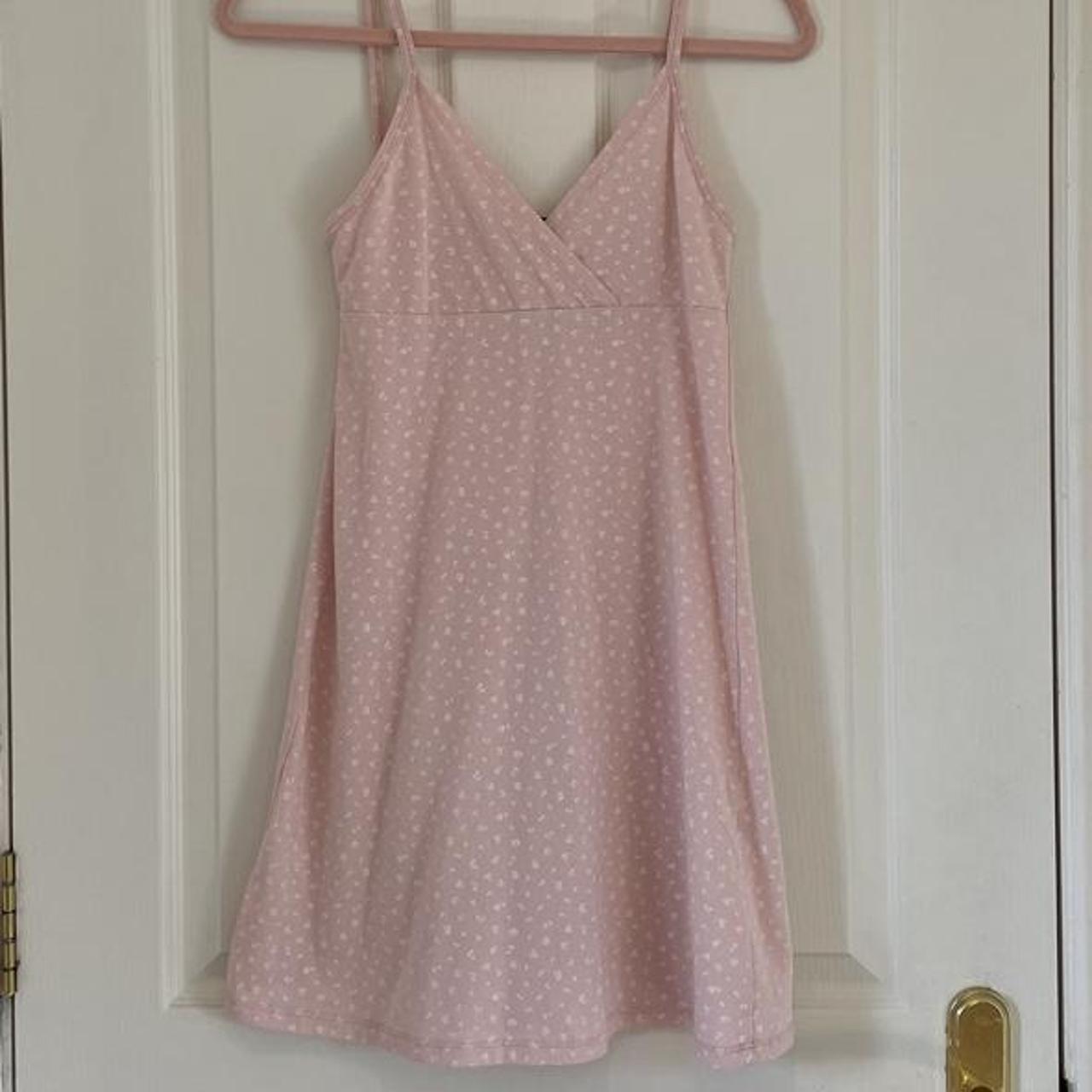 Brandy Melville Amara Dress 🌸 Pink with white... Depop