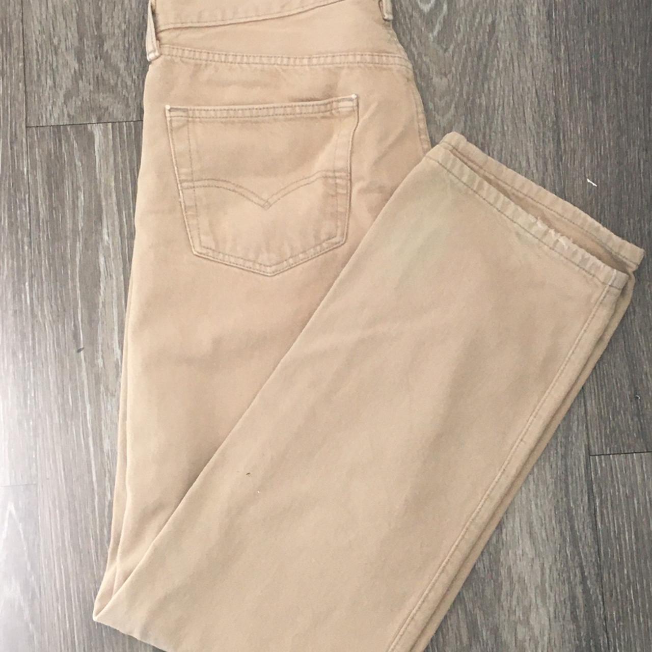 Tan men Levi’s pance logo ripped 4 buttons FREE... - Depop