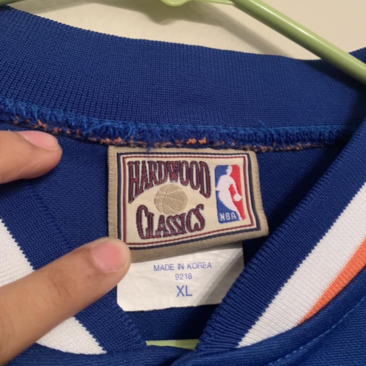 New York Knicks majestic t-shirt. Labeled size - Depop