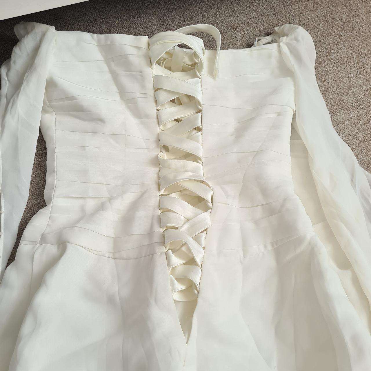 Women's Cream and White Fancy-dress | Depop