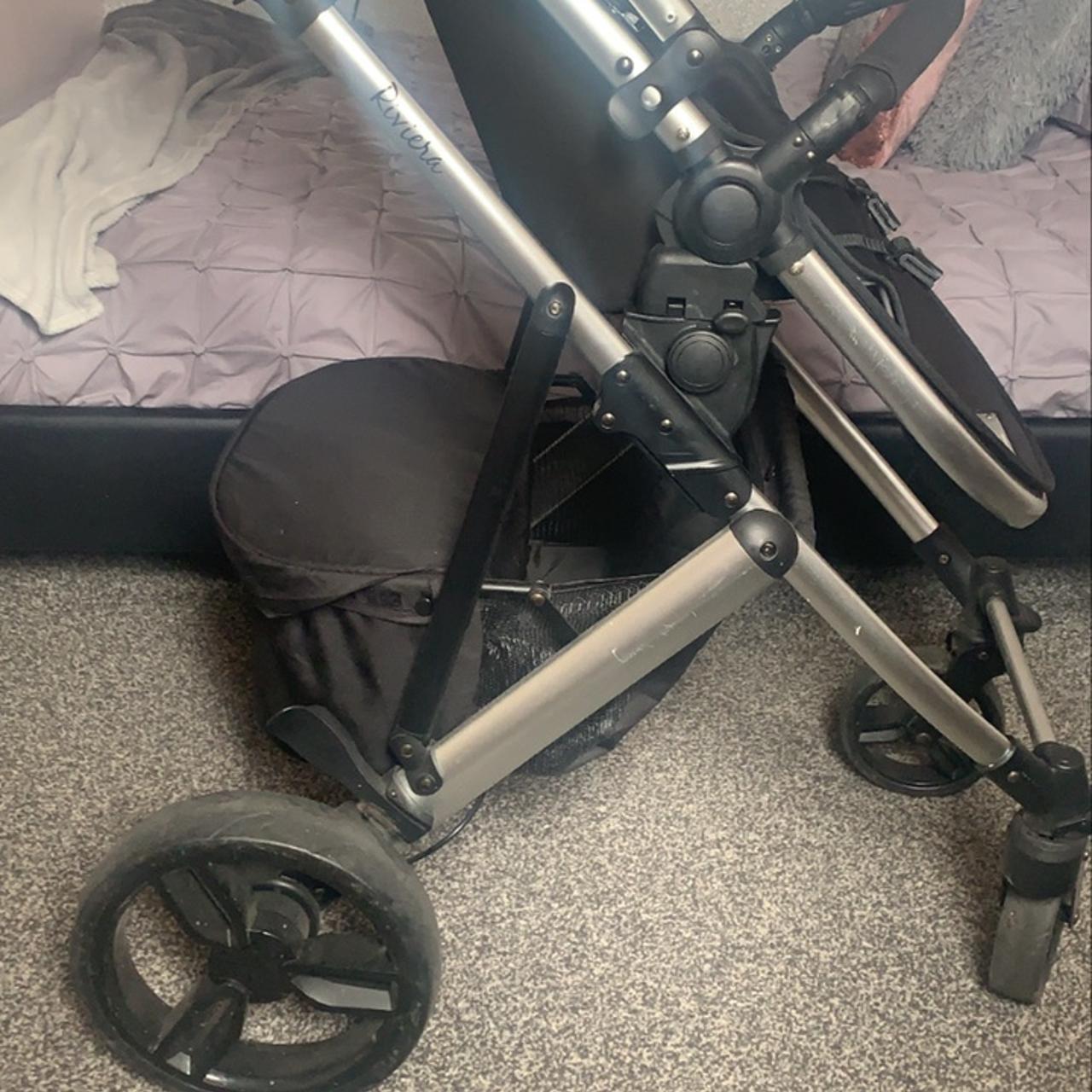 Riviera in pram travel system, very Depop