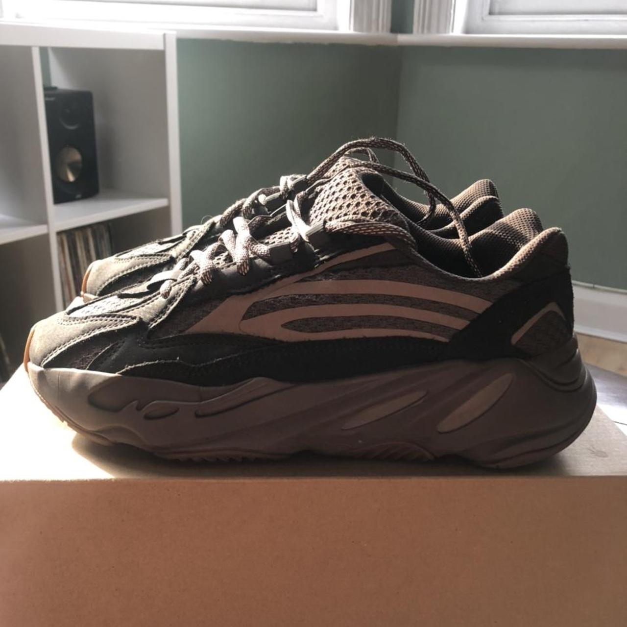 enough medley Viscous Yeezy 700 V2 mauve in amazing condition. Bought from... - Depop
