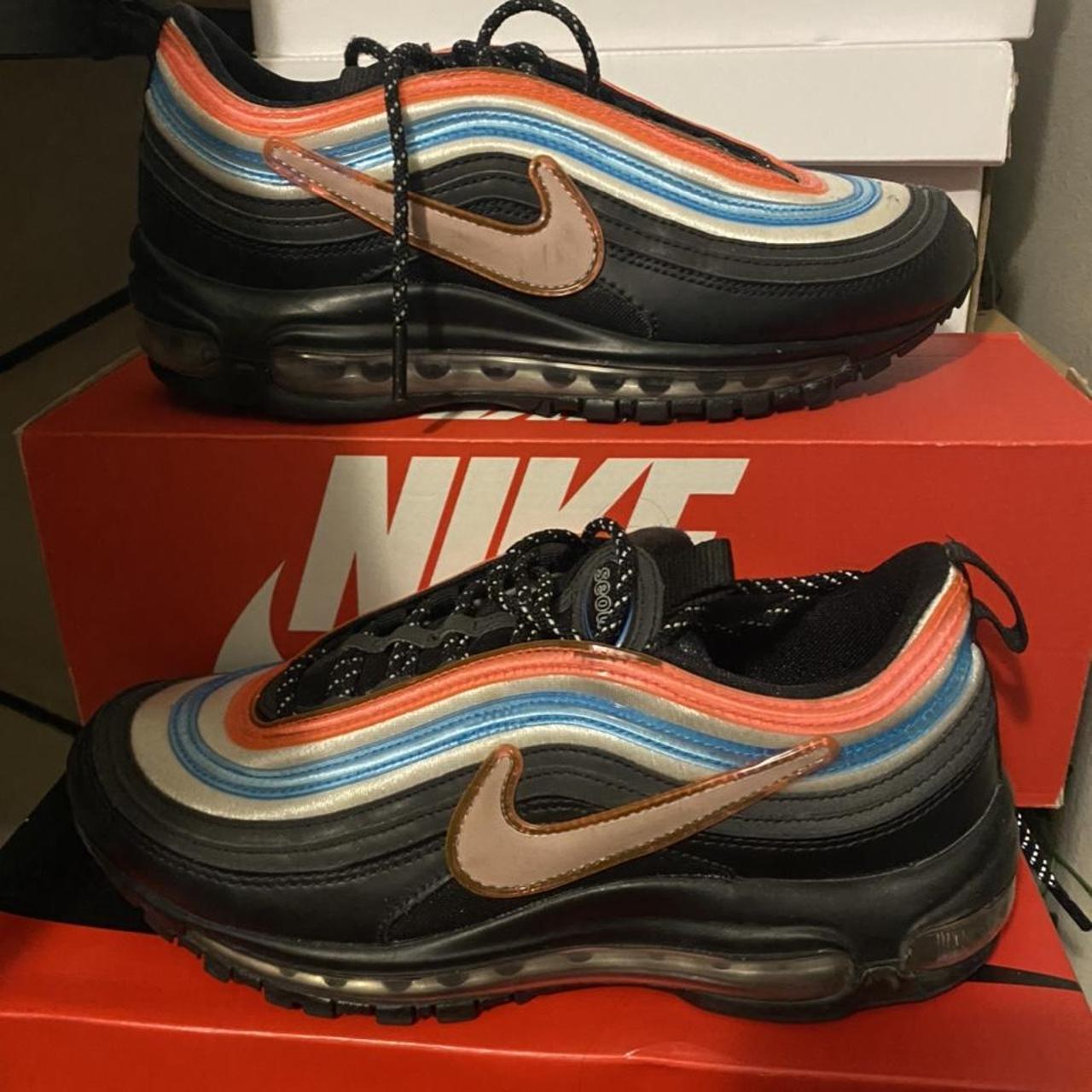 Neon seoul 97 on on sale feet