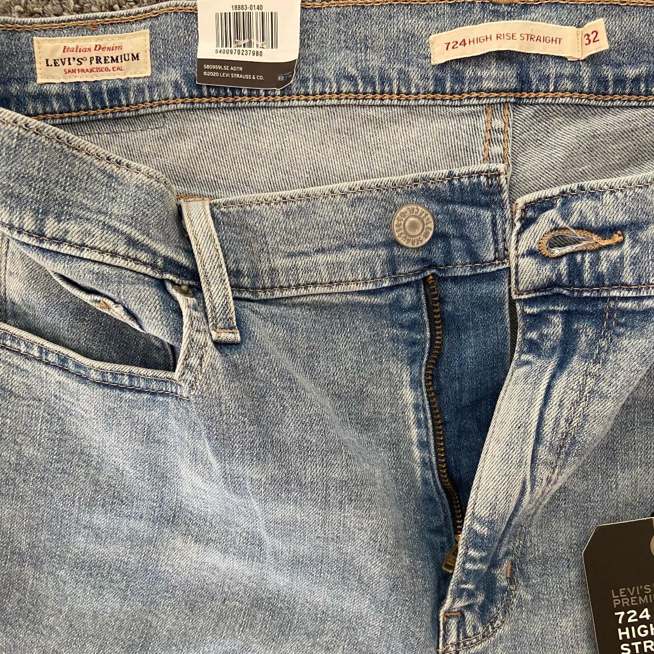 Levi’s 724 High Rise Straight Women's Jeans... - Depop