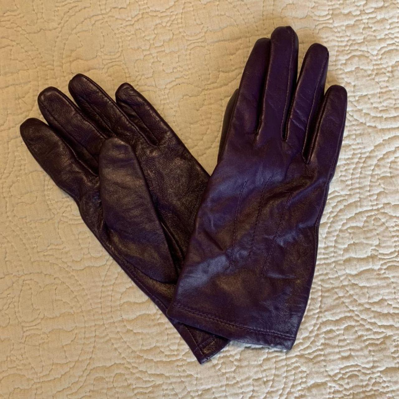 Marks & Spencer Women's Purple Gloves | Depop