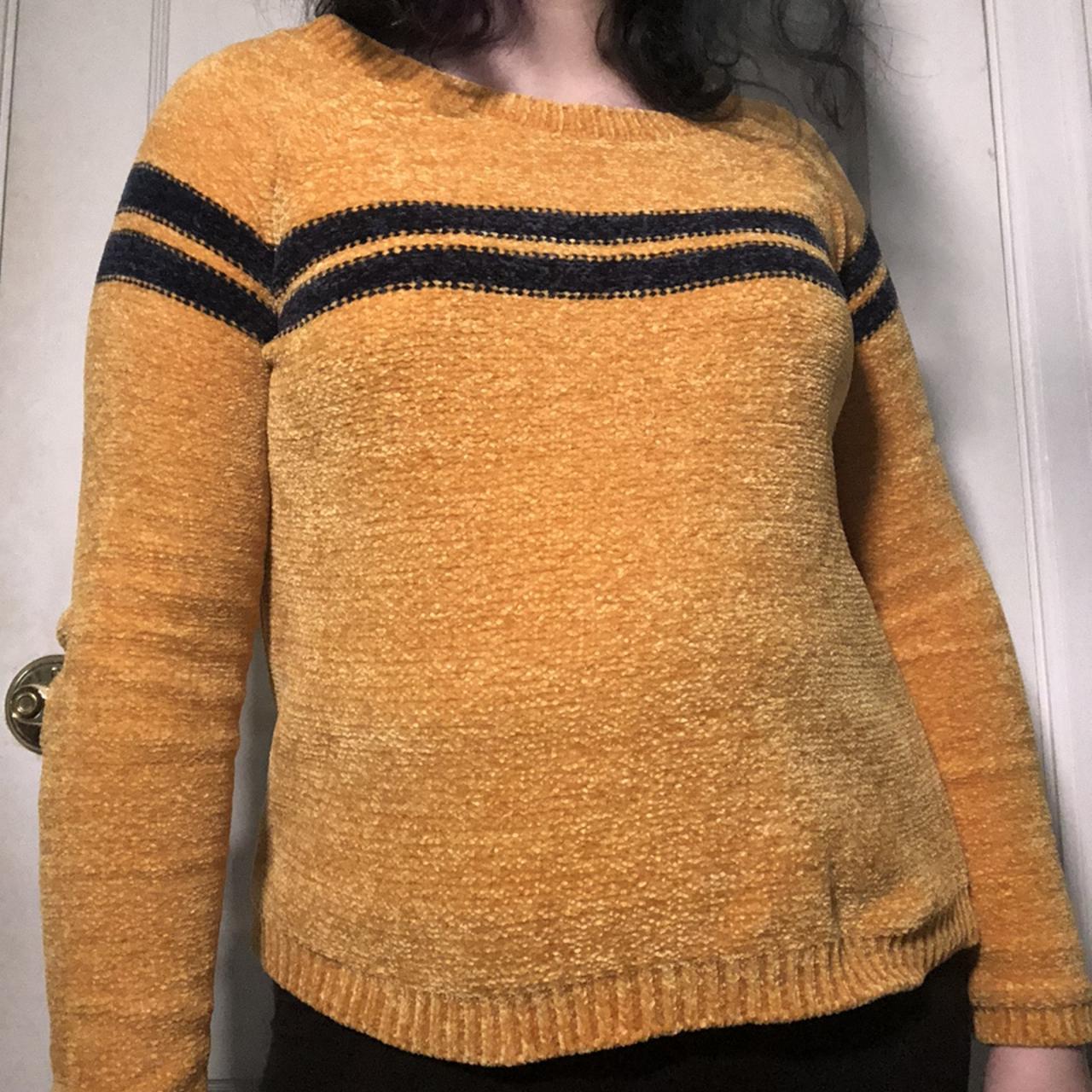 nike halloween sweater