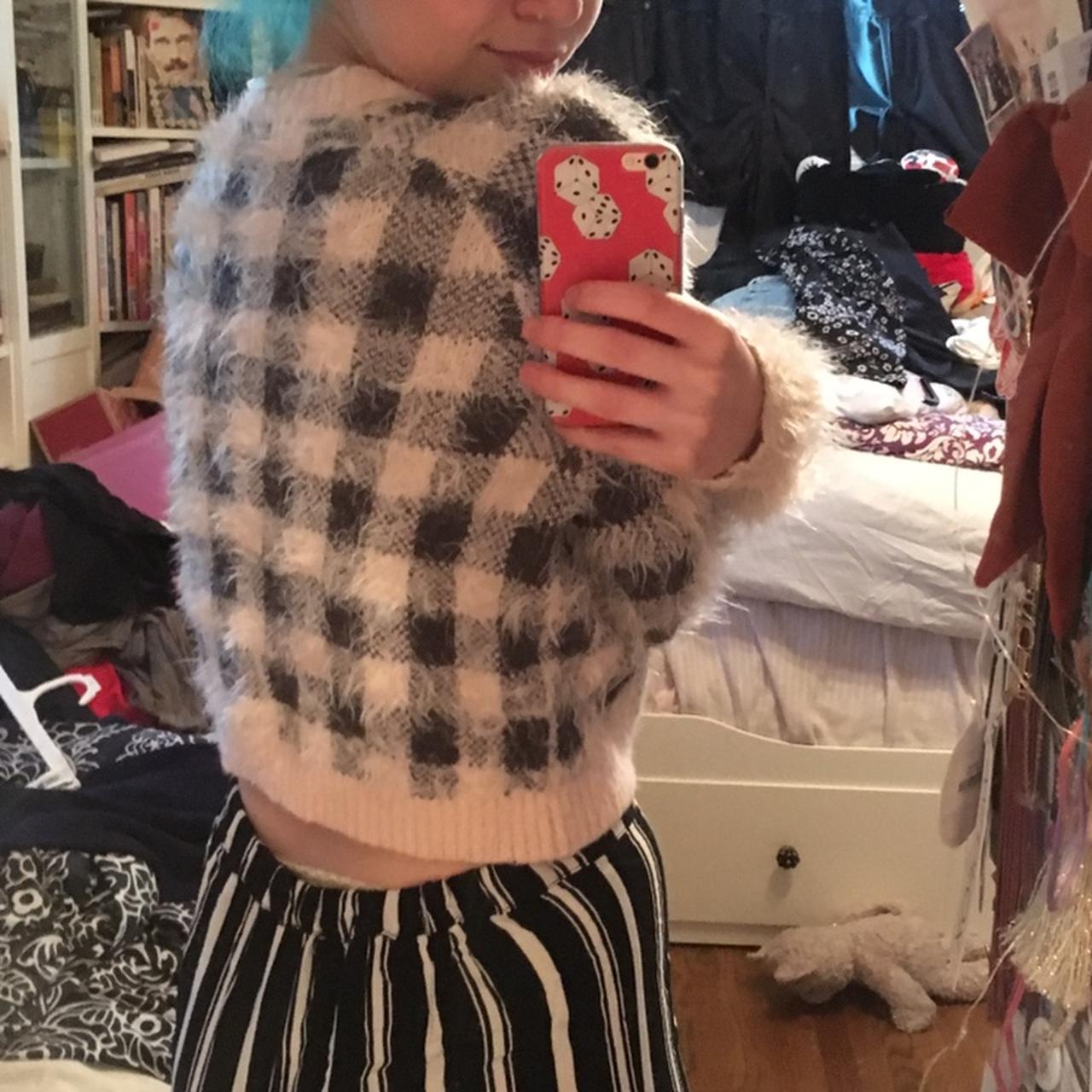 PLAID/CHECKERED LIGHT PINK + GREY SWEATER size... Depop