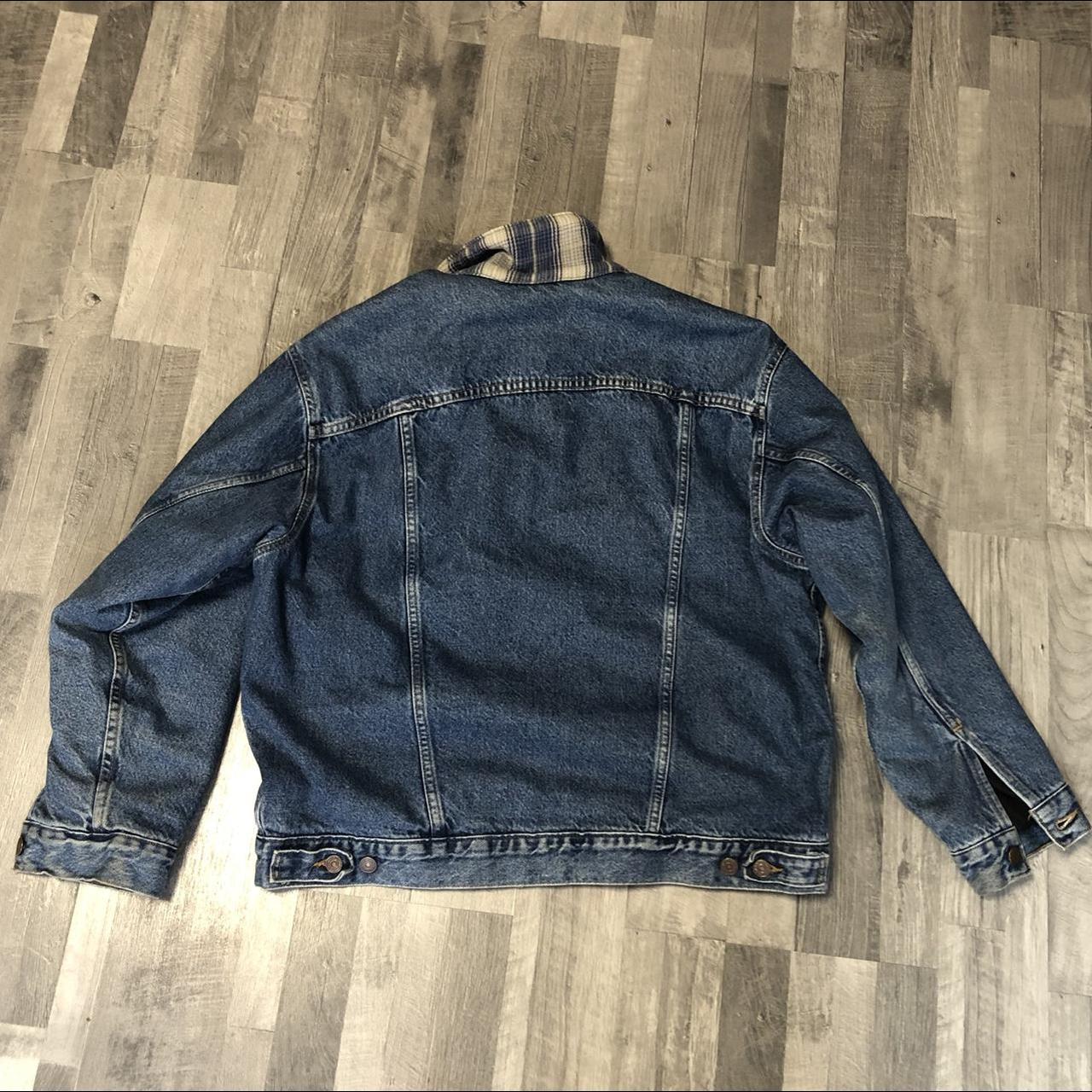 Levi's Men's Blue and White Jacket | Depop