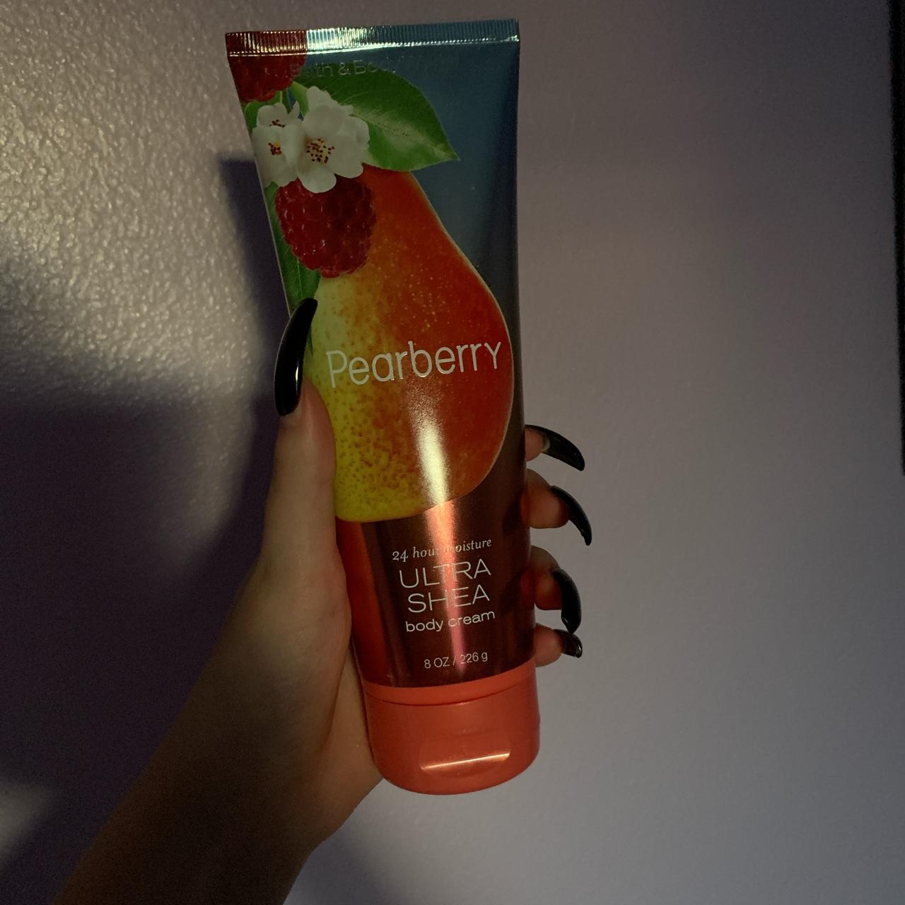 bath and body works body cream 🍓🍑🥭