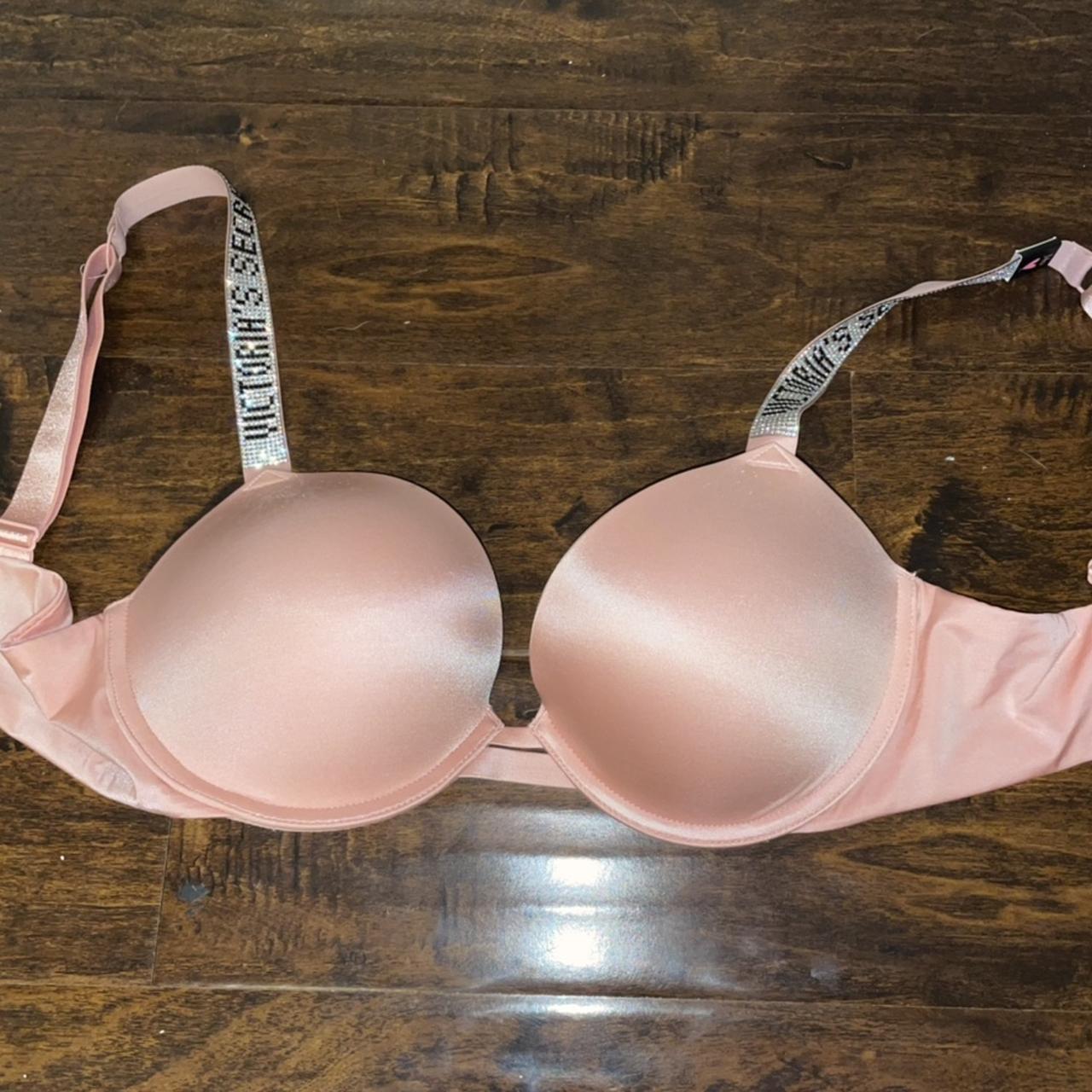 Women's Victoria's Secret PINK bra in great - Depop