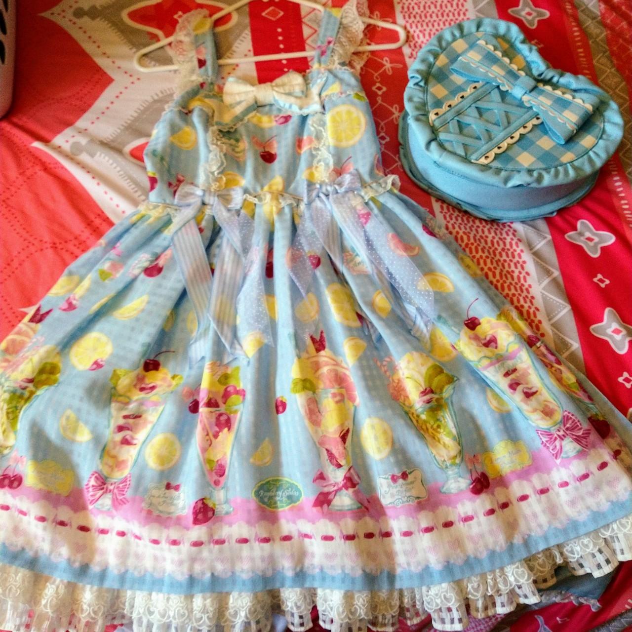 Angelic Pretty dreamy parfait jsk in sax., Only tried...