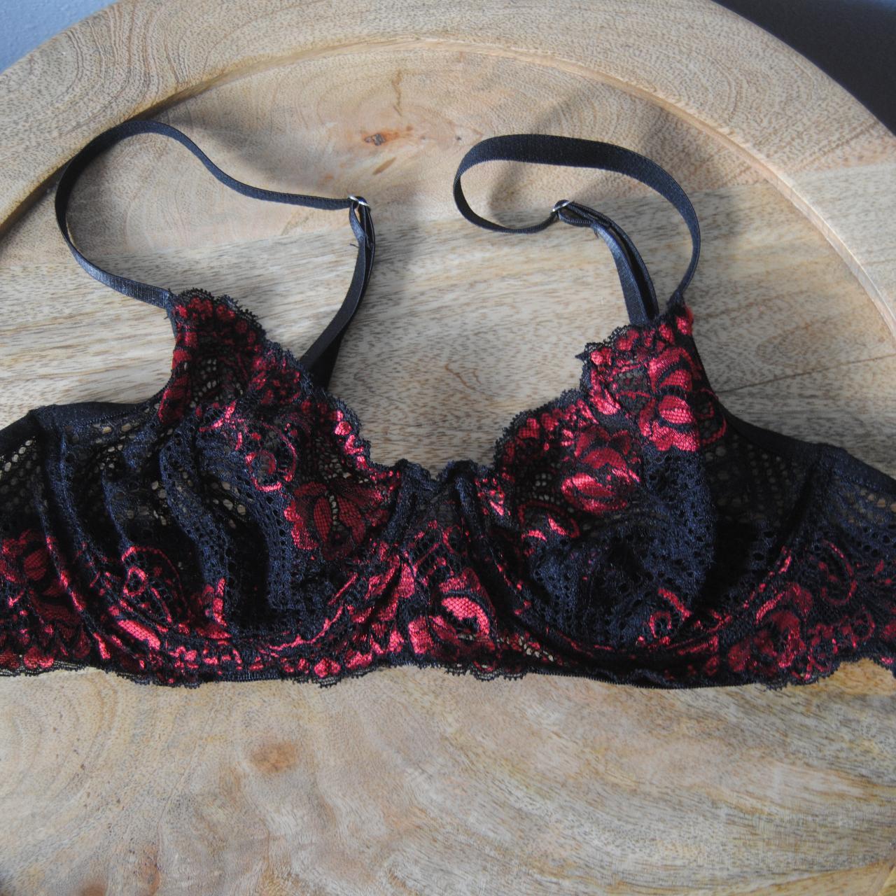 Black & Red Lace Bralette Pad free, in great... - Depop