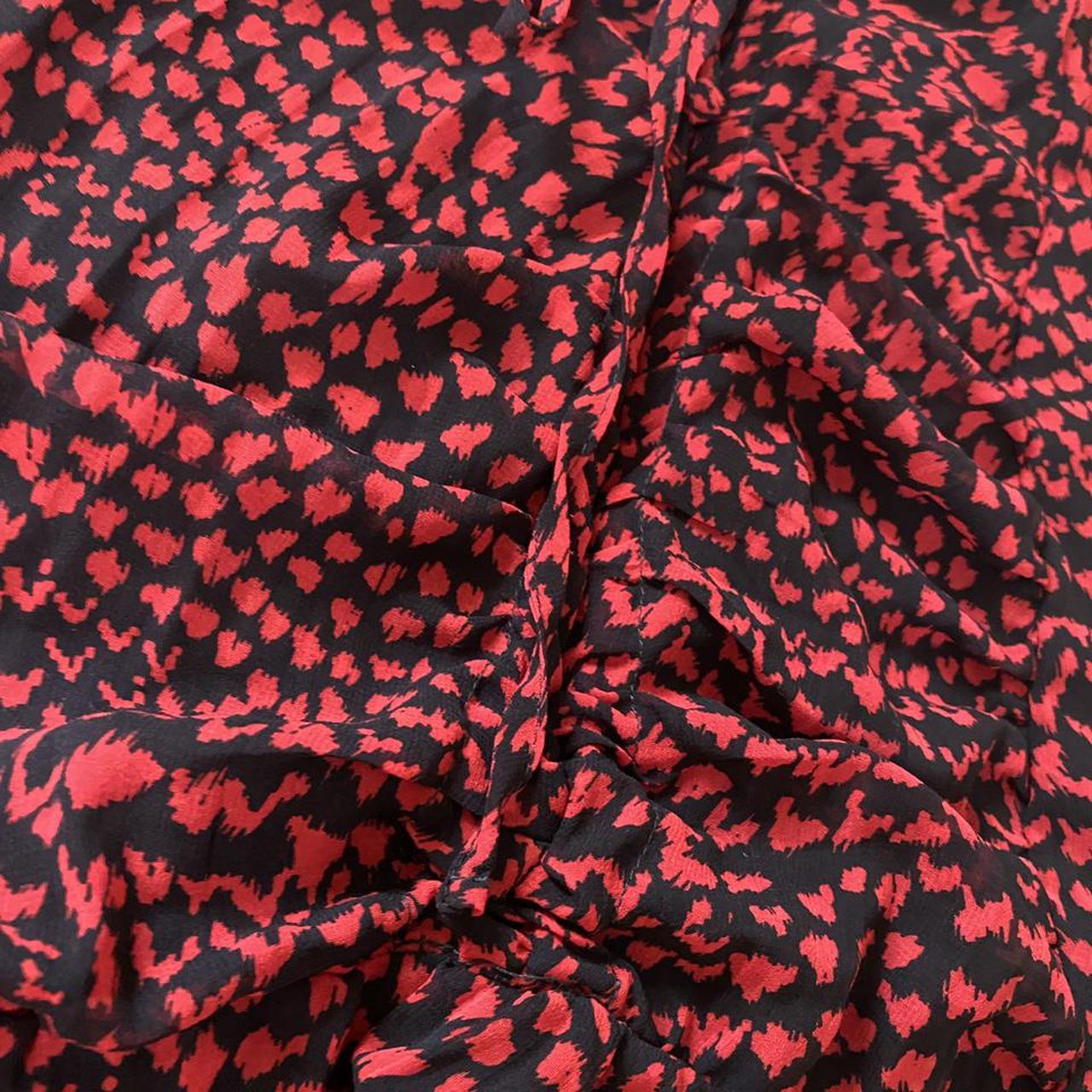 KOOKAÏ Women's Red and Black Skirt (2)
