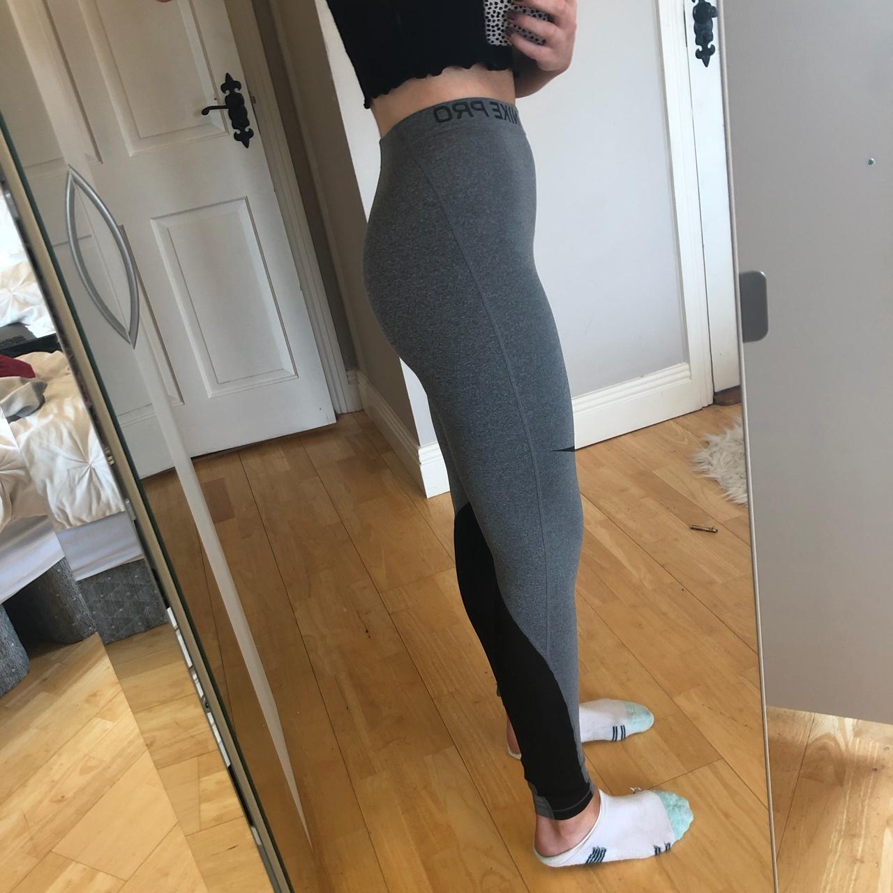 Selling these grey nike leggings size 6 (xs) perf