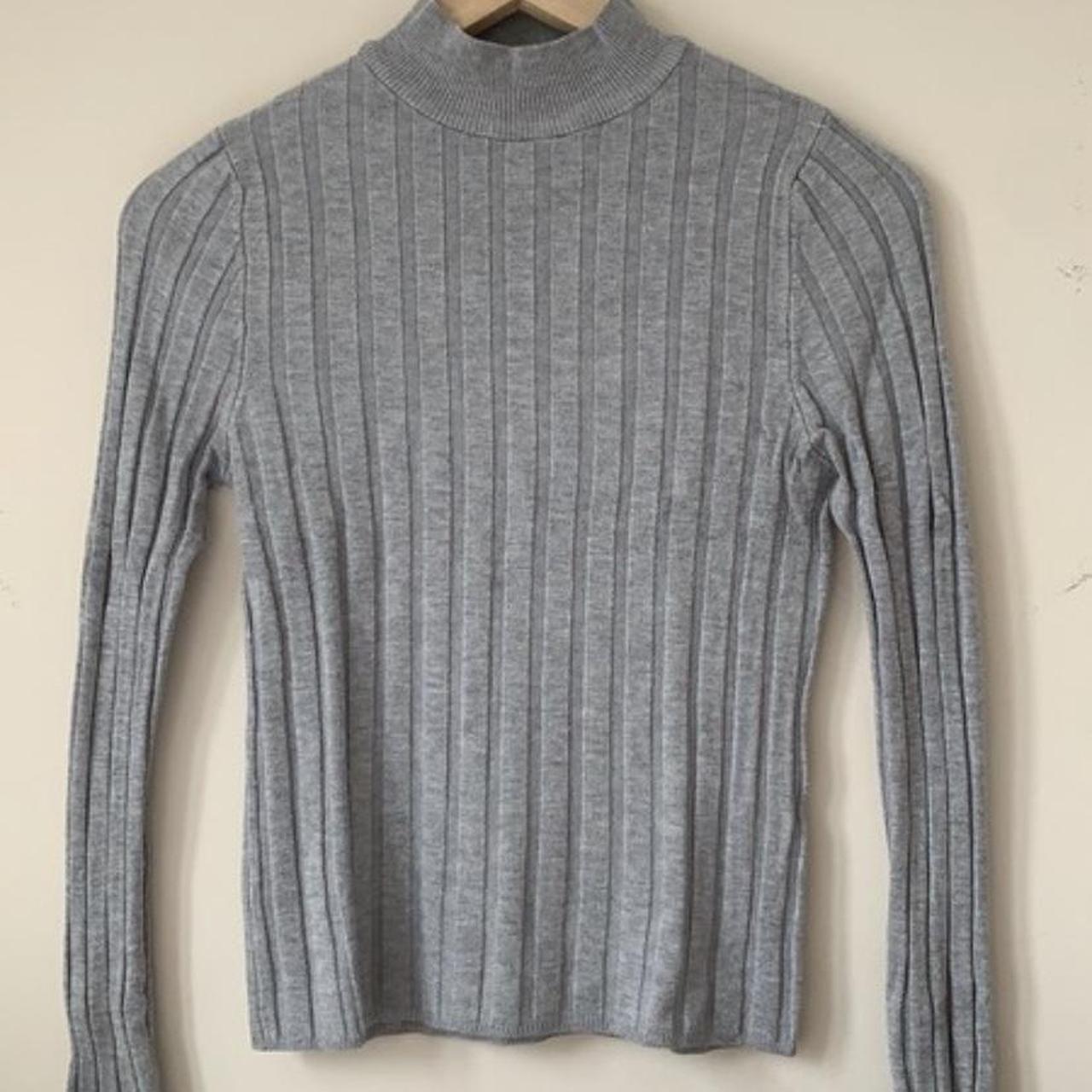 Women's Grey Jumper | Depop