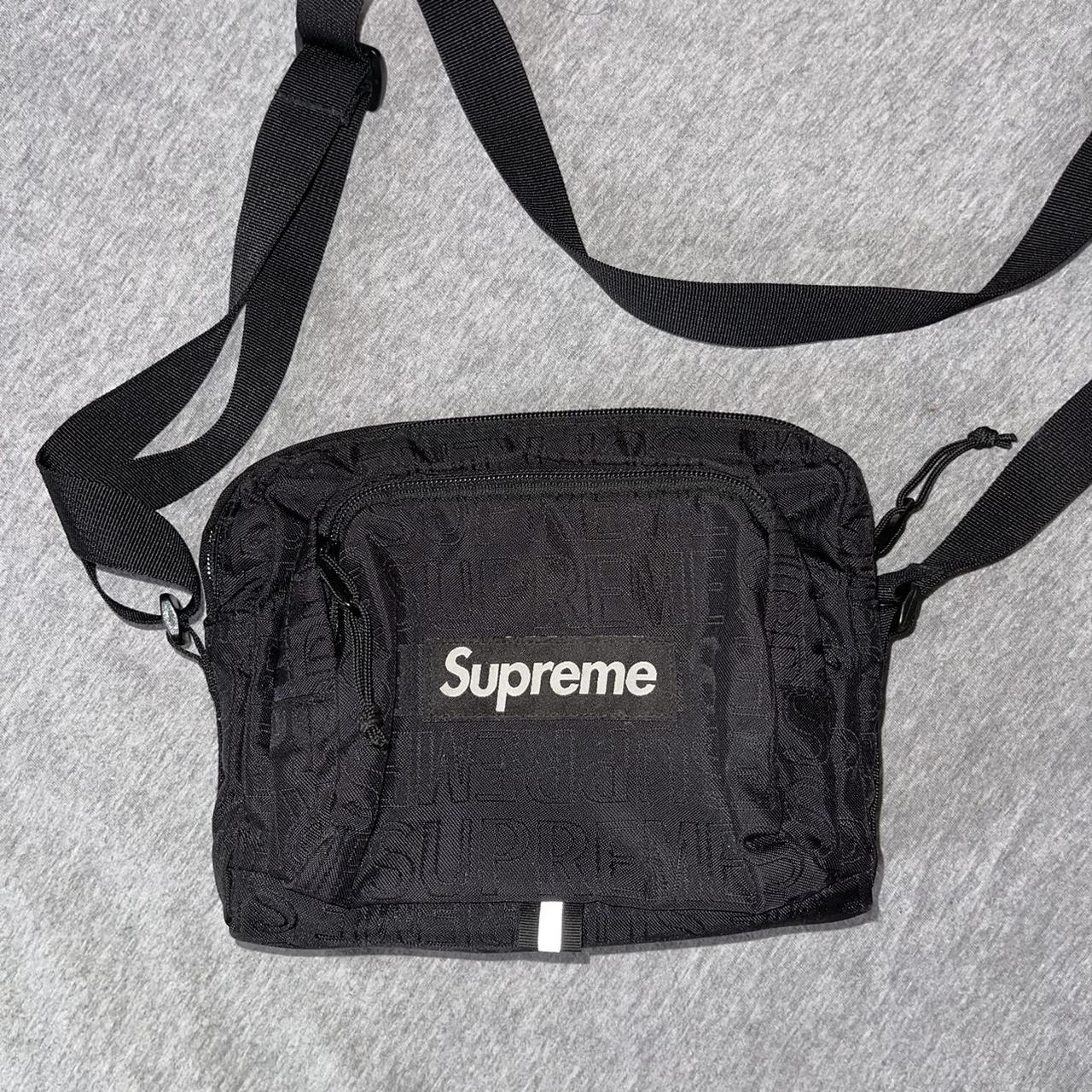 supreme shoulder ss19