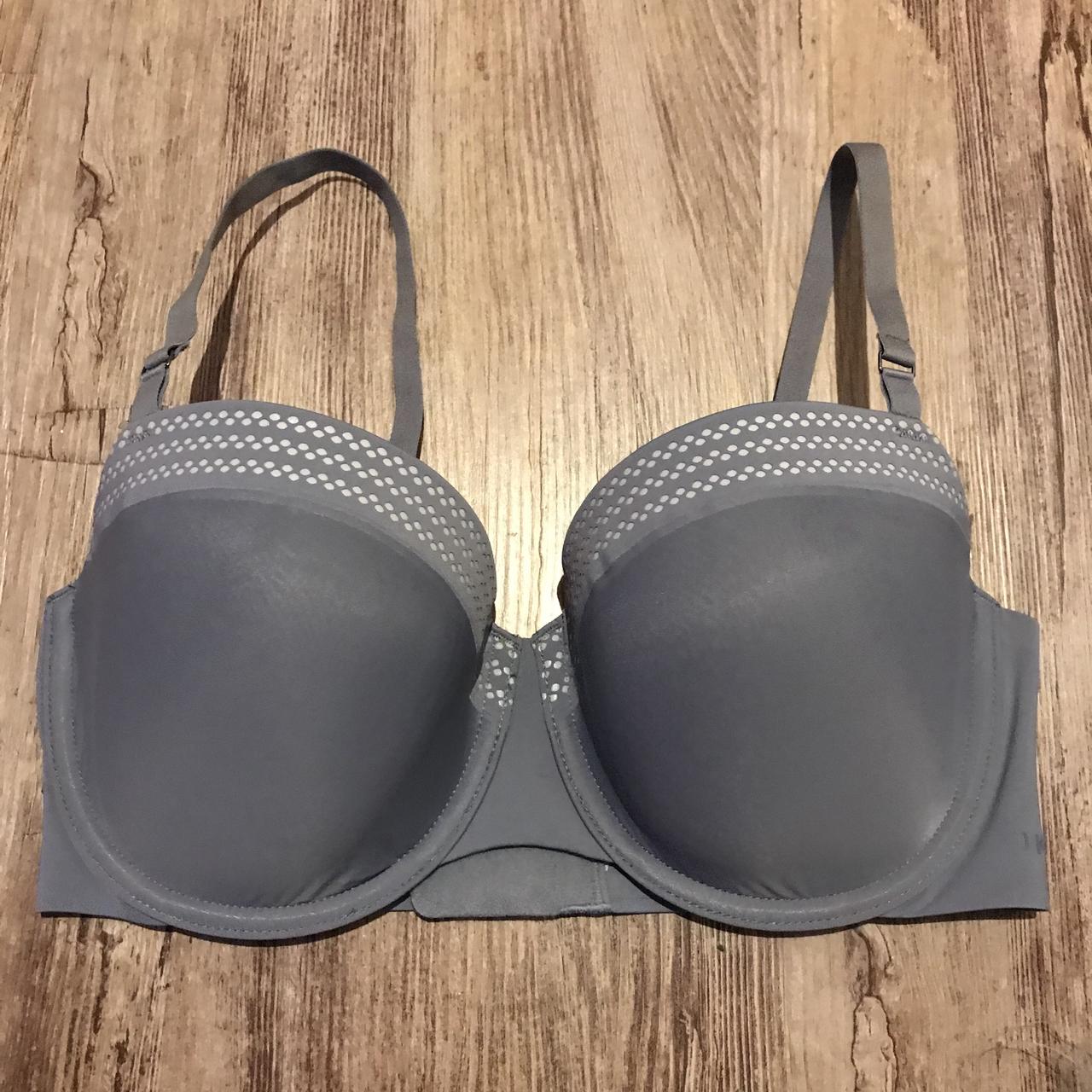 DKNY super soft thin grey balcony bra 🤍🖤 Size 32DD - Depop