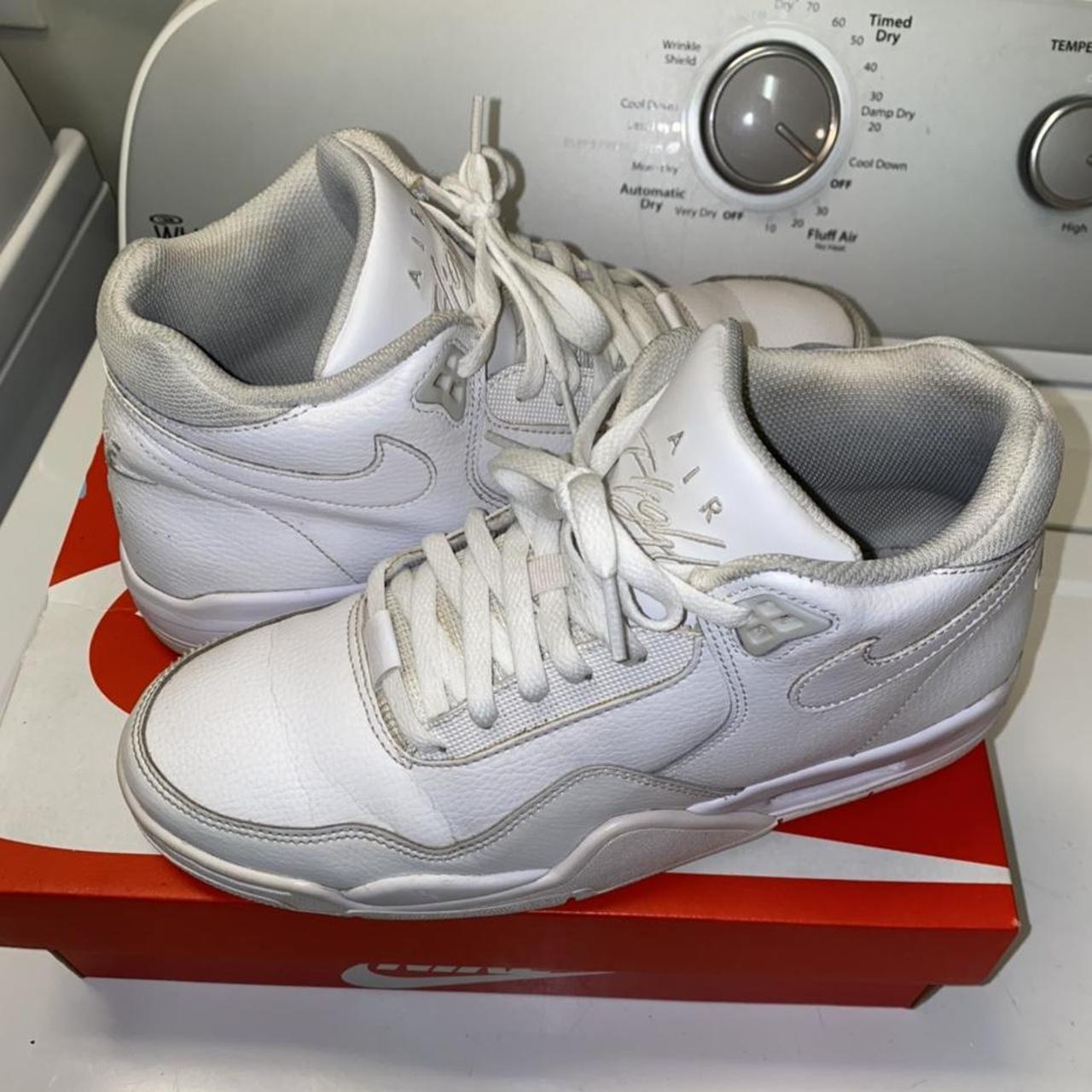 Nike Flight Legacy, men's size 9 with box. Used but | Depop