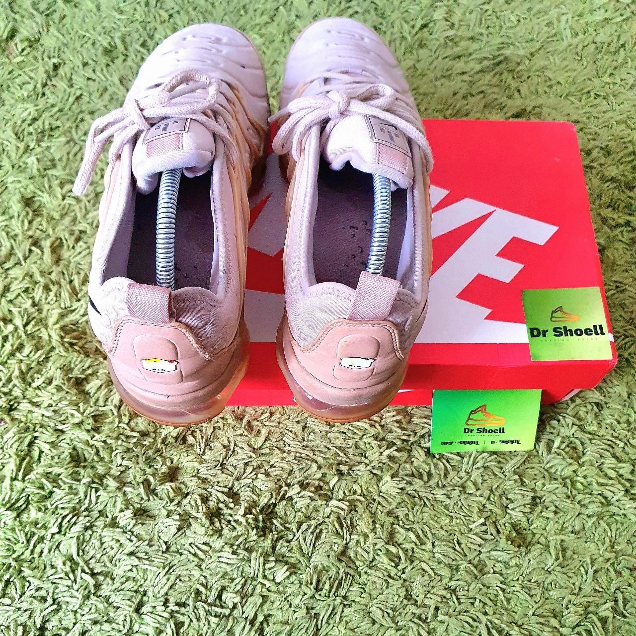 nike air vapormax plus string