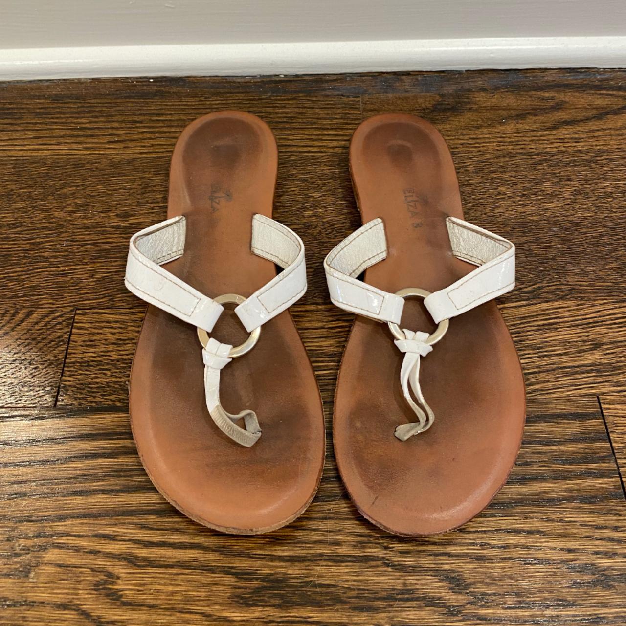 Eliza B Flip Flops With White Straps And Gold... - Depop