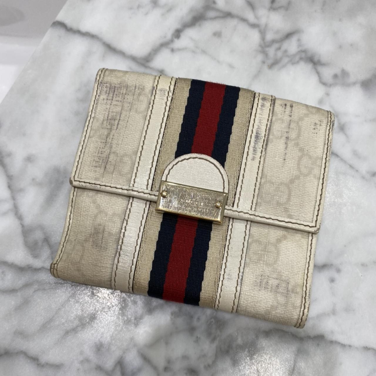 100% AUTHENTIC GUCCI WALLET WITH LEATHER DETAILS AND - Depop