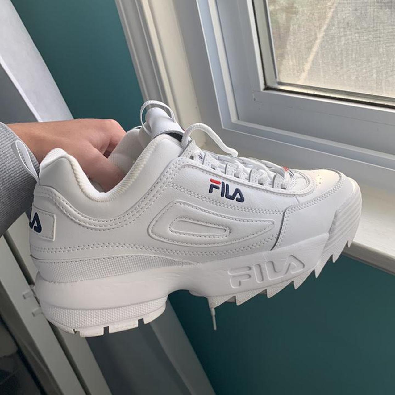 fila distributors white
