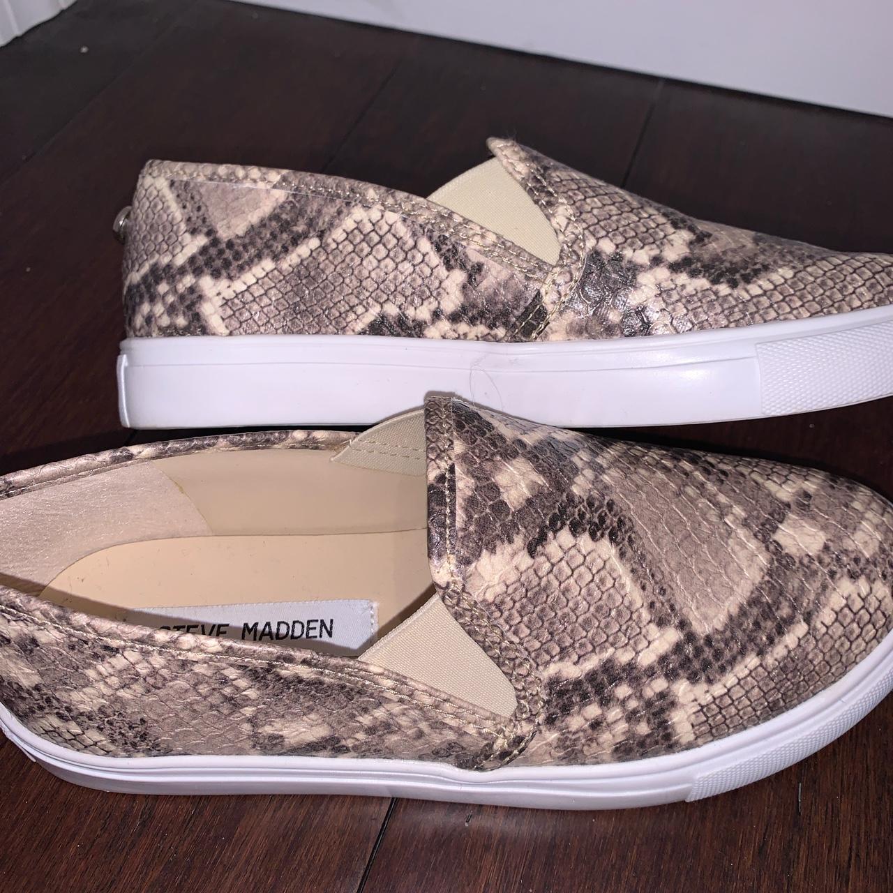 Steve Madden ledged snakeskin slip