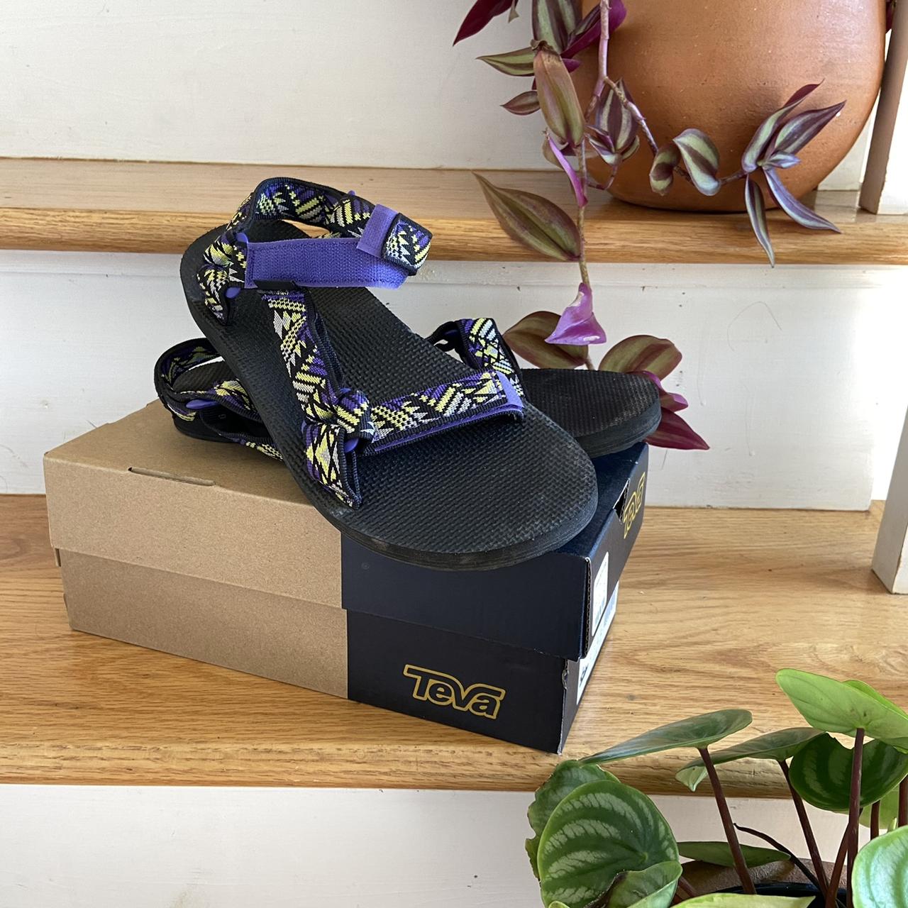 Teva store universal boomerang