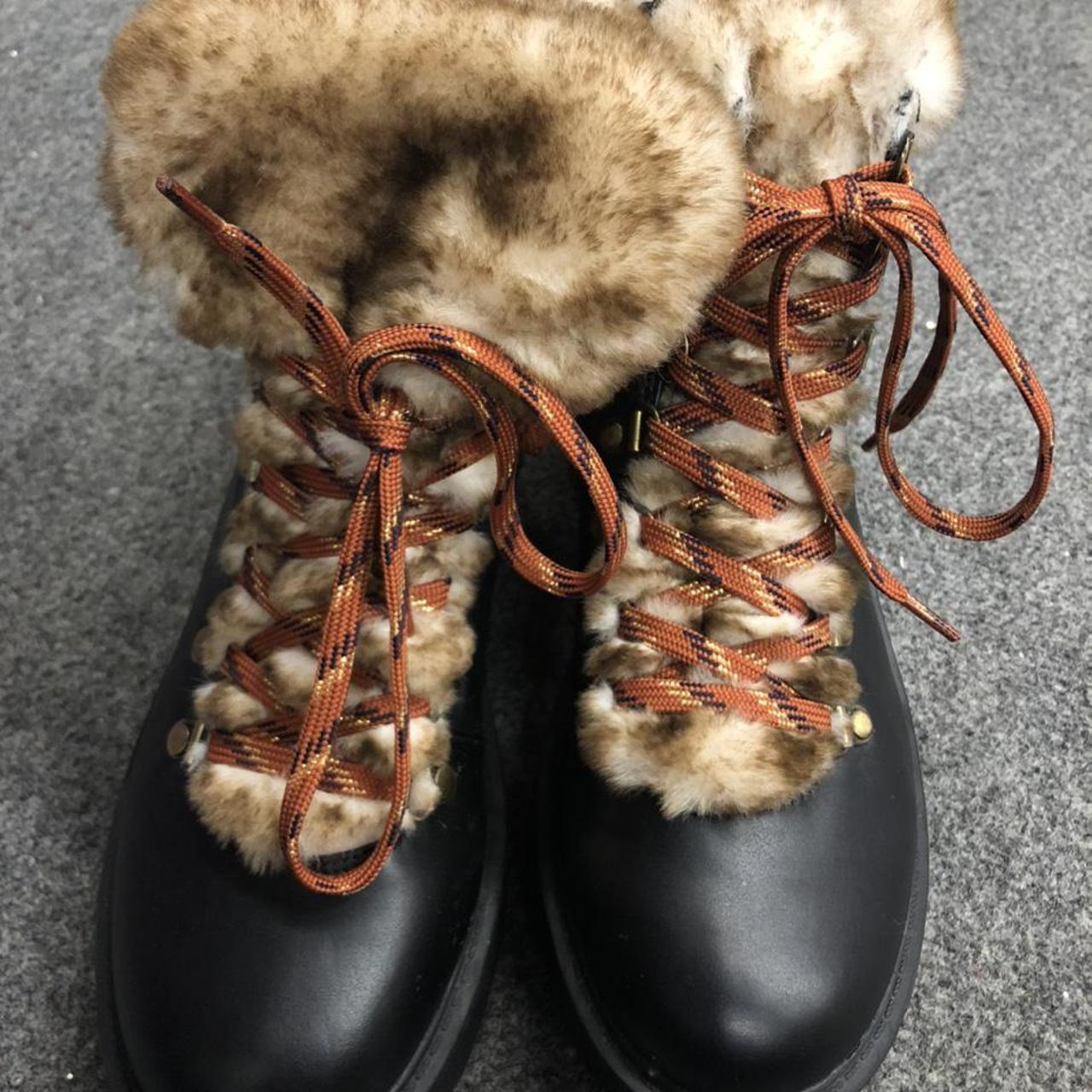 American eagle hot sale fur boots