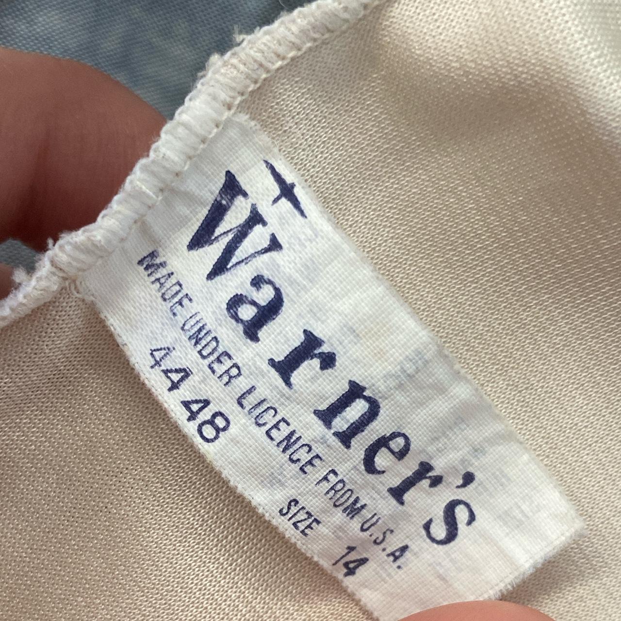 Warner's Women's Cream Robe | Depop