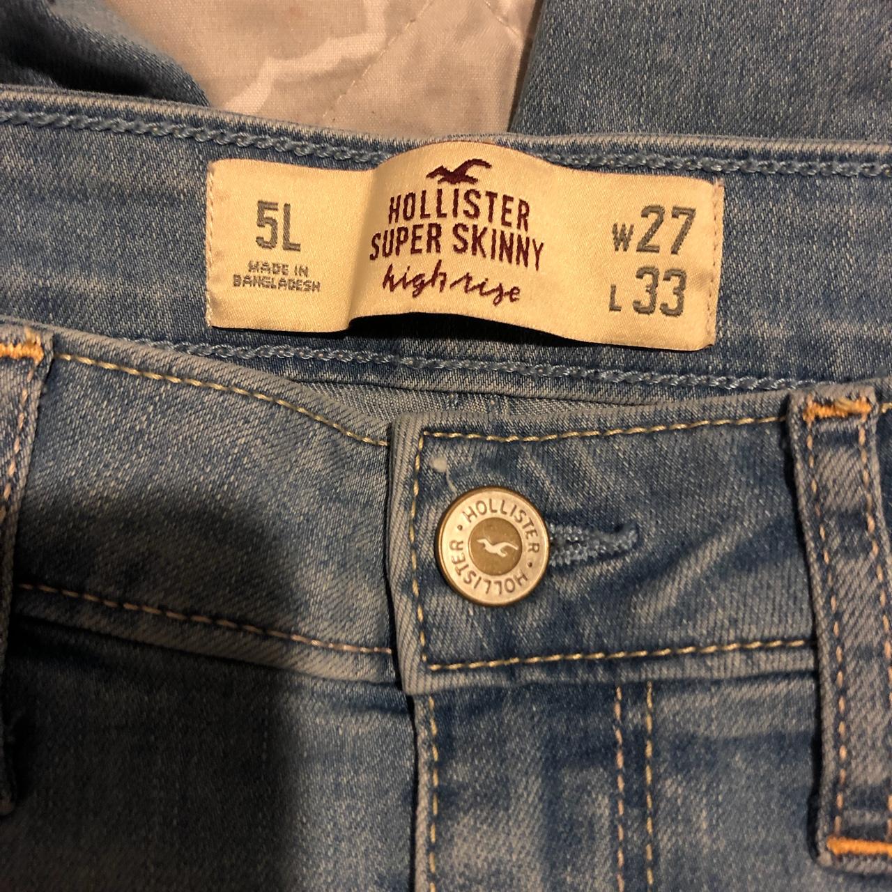 brand new Hollister light wash skinny jeans. Size 5