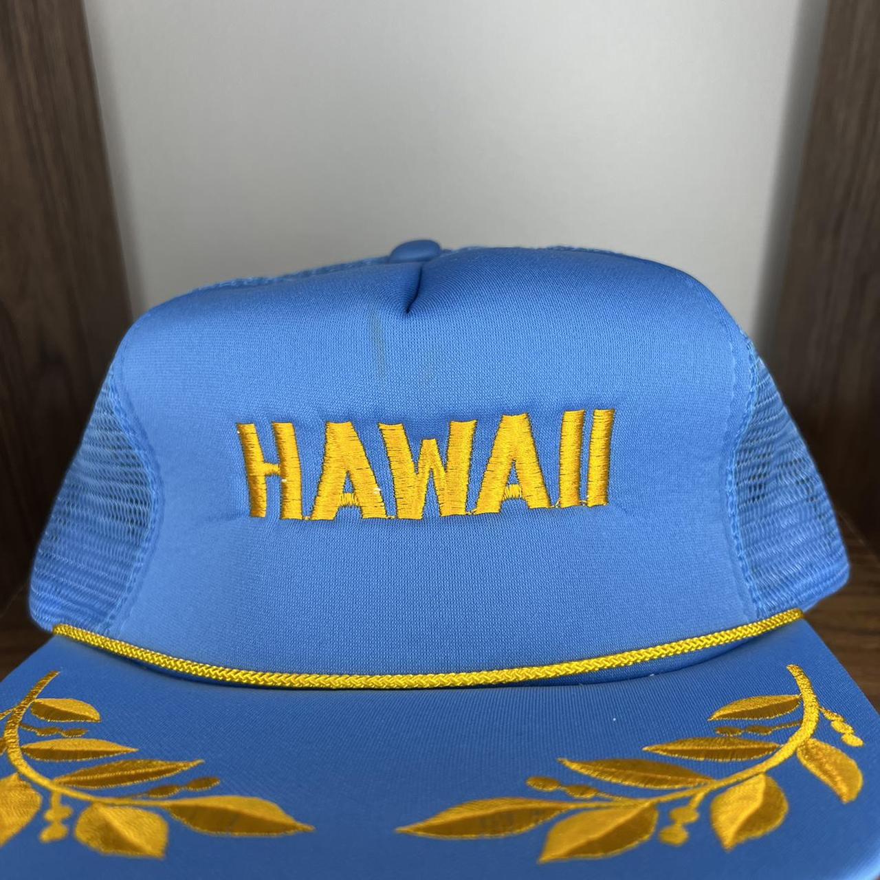 American Vintage Men's Blue and Yellow Hat (2)