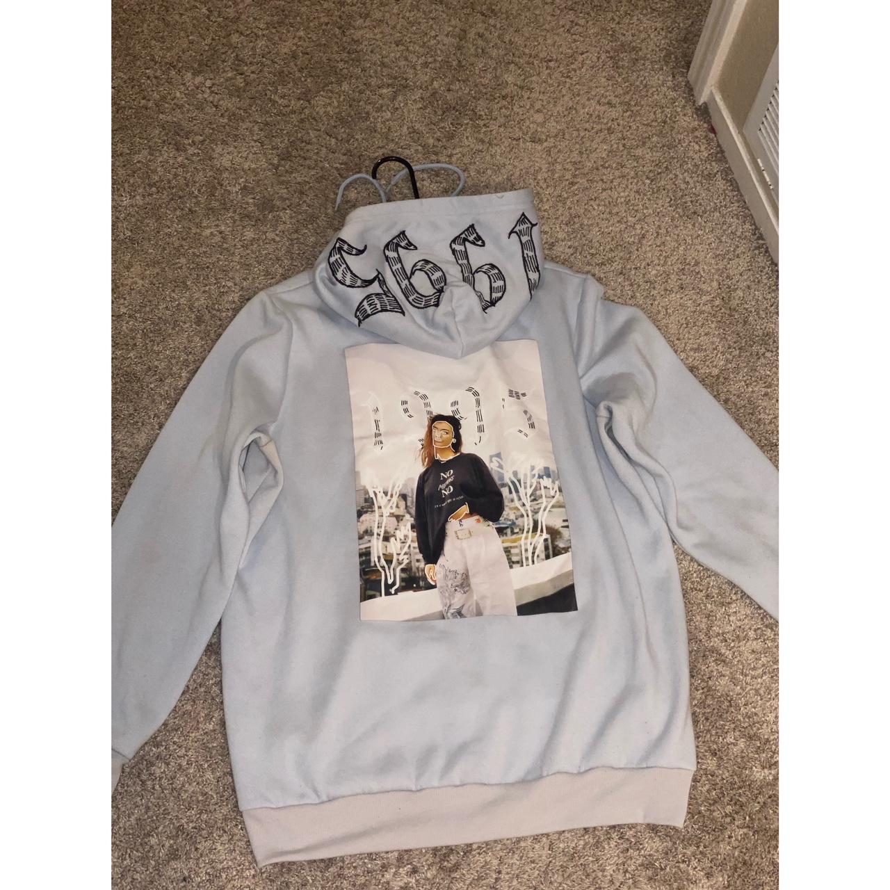 Forever 21 Women's Sweatshirt | Depop