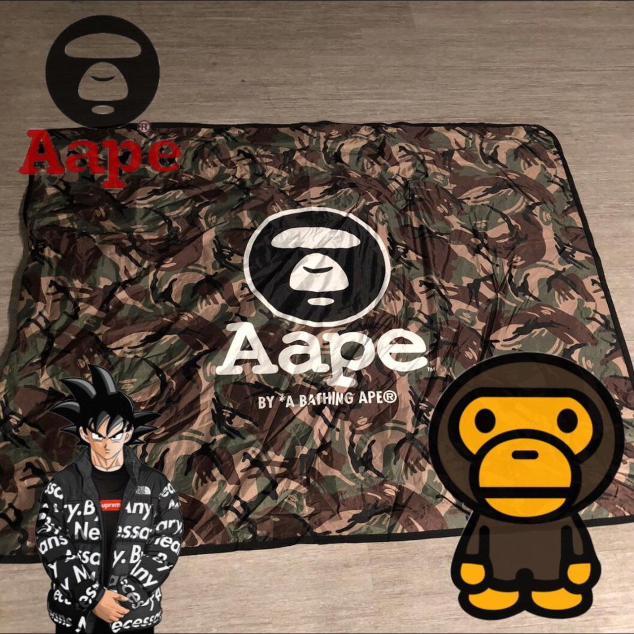 A BATHING APE RUG FOR SALE (2017) BAPE HEAD - Depop