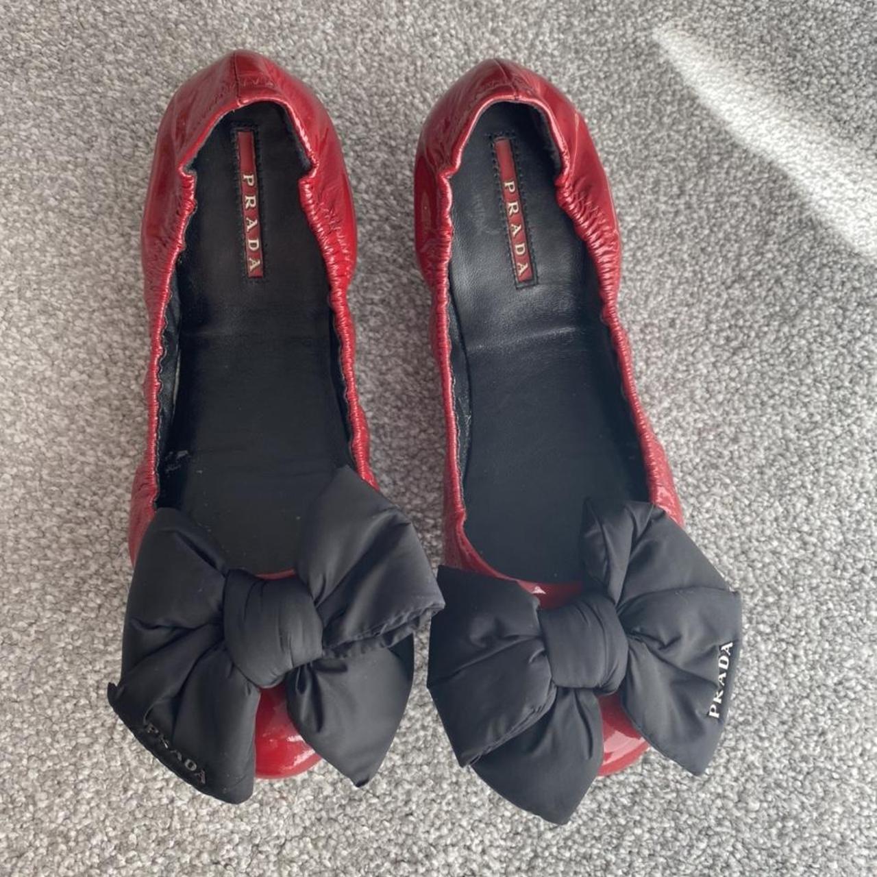 Prada Women's Red and Black Ballet-shoes | Depop