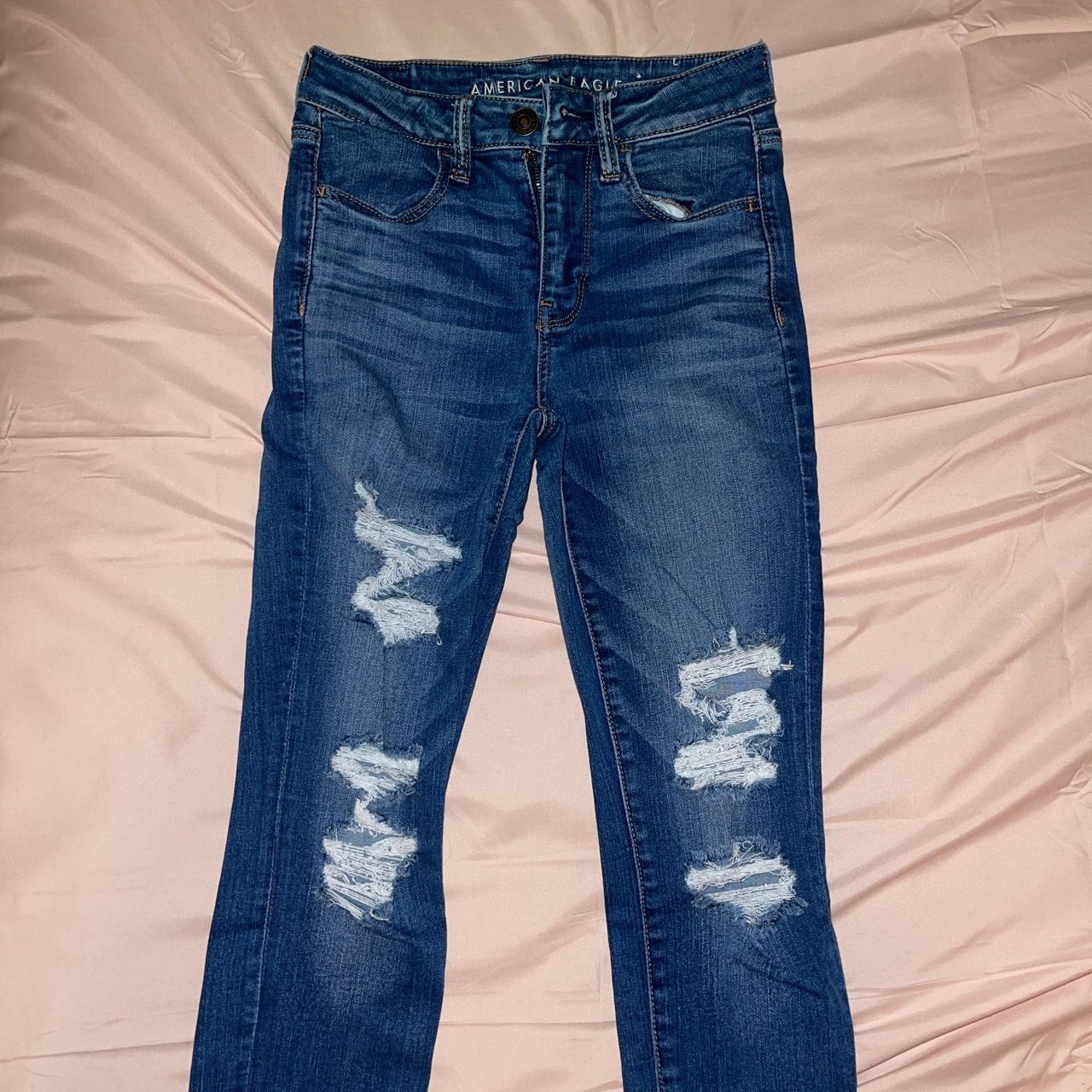 American eagle ripped skinny jeans , size 4 short 