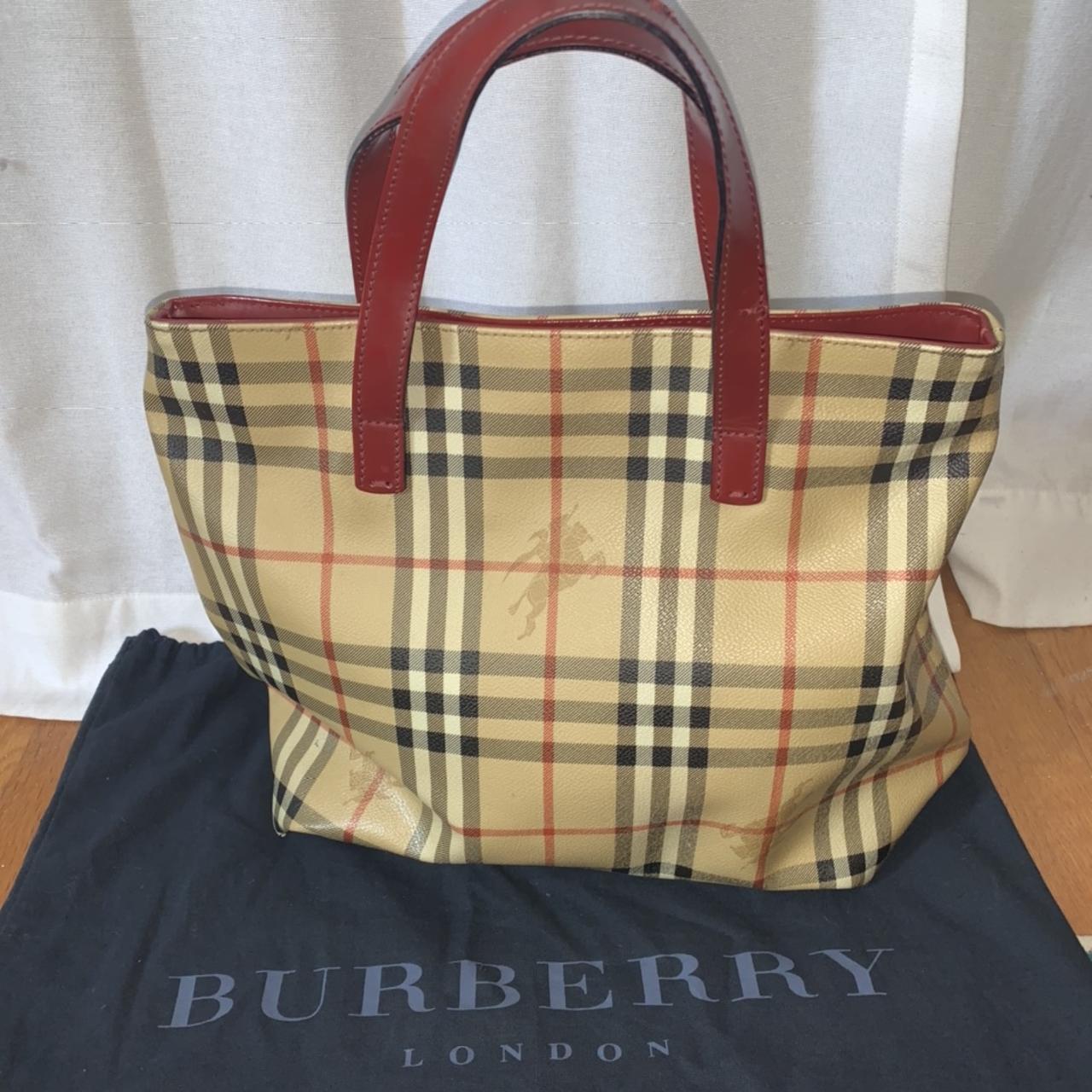 Little Used - Authentic Burberry bag with dust bag made from