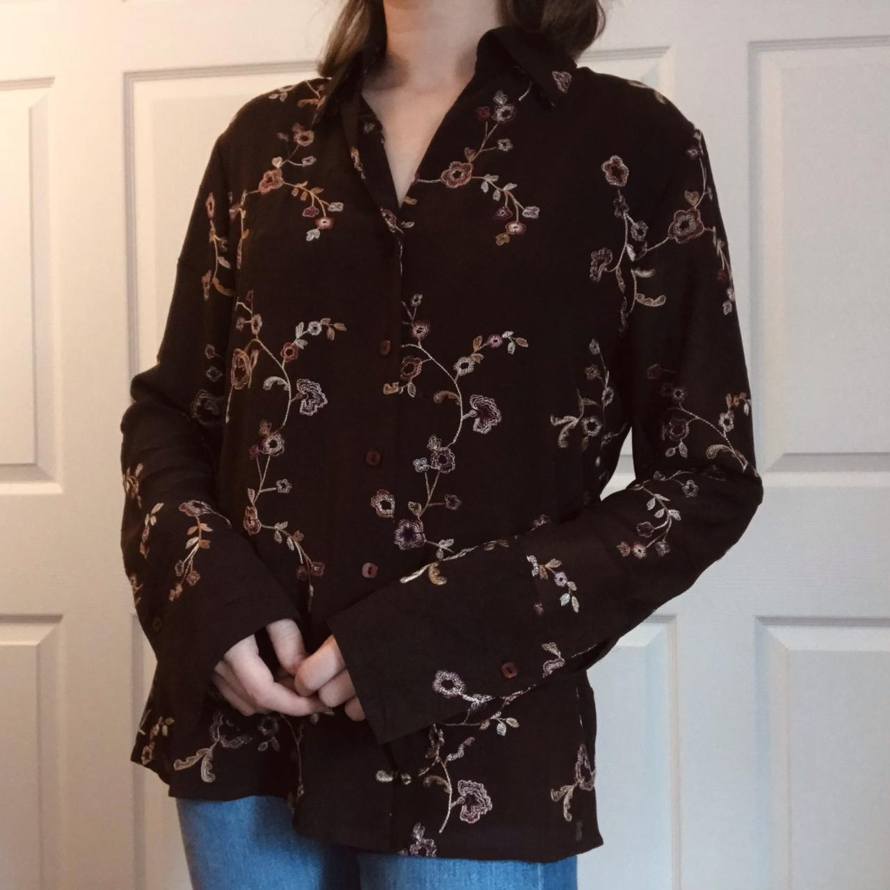 Product Image 2 - 90s button up top. Floral