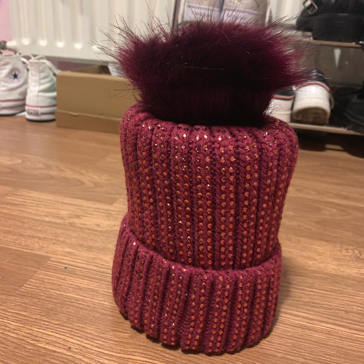 tabitha webb pom pom hat