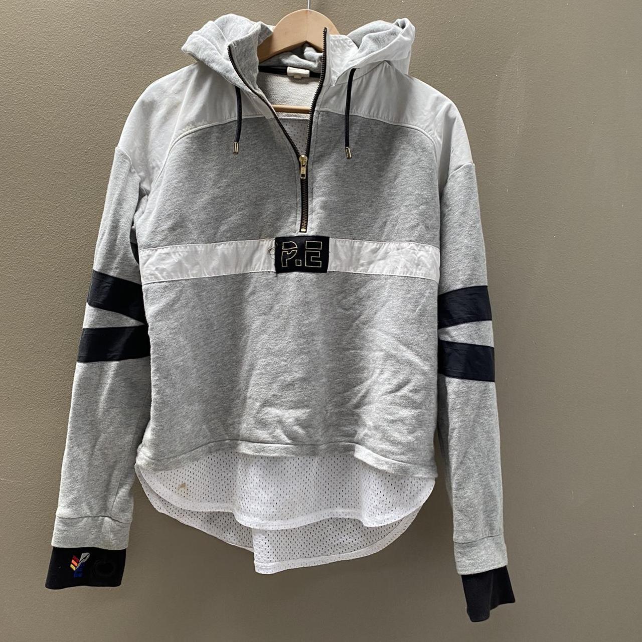 Women's Grey and White Hoodie | Depop